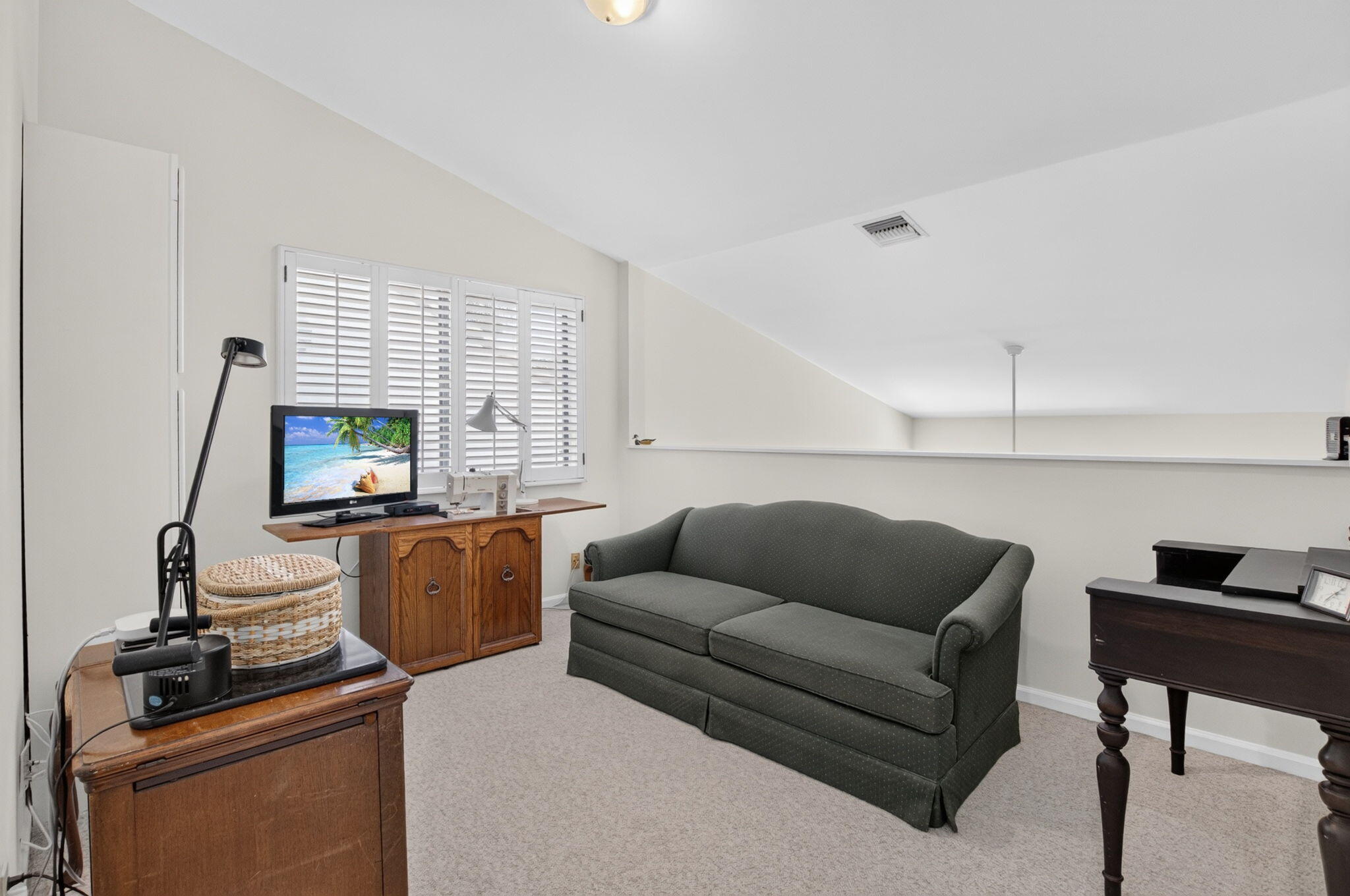21692 Cromwell Circle Property Photo 38