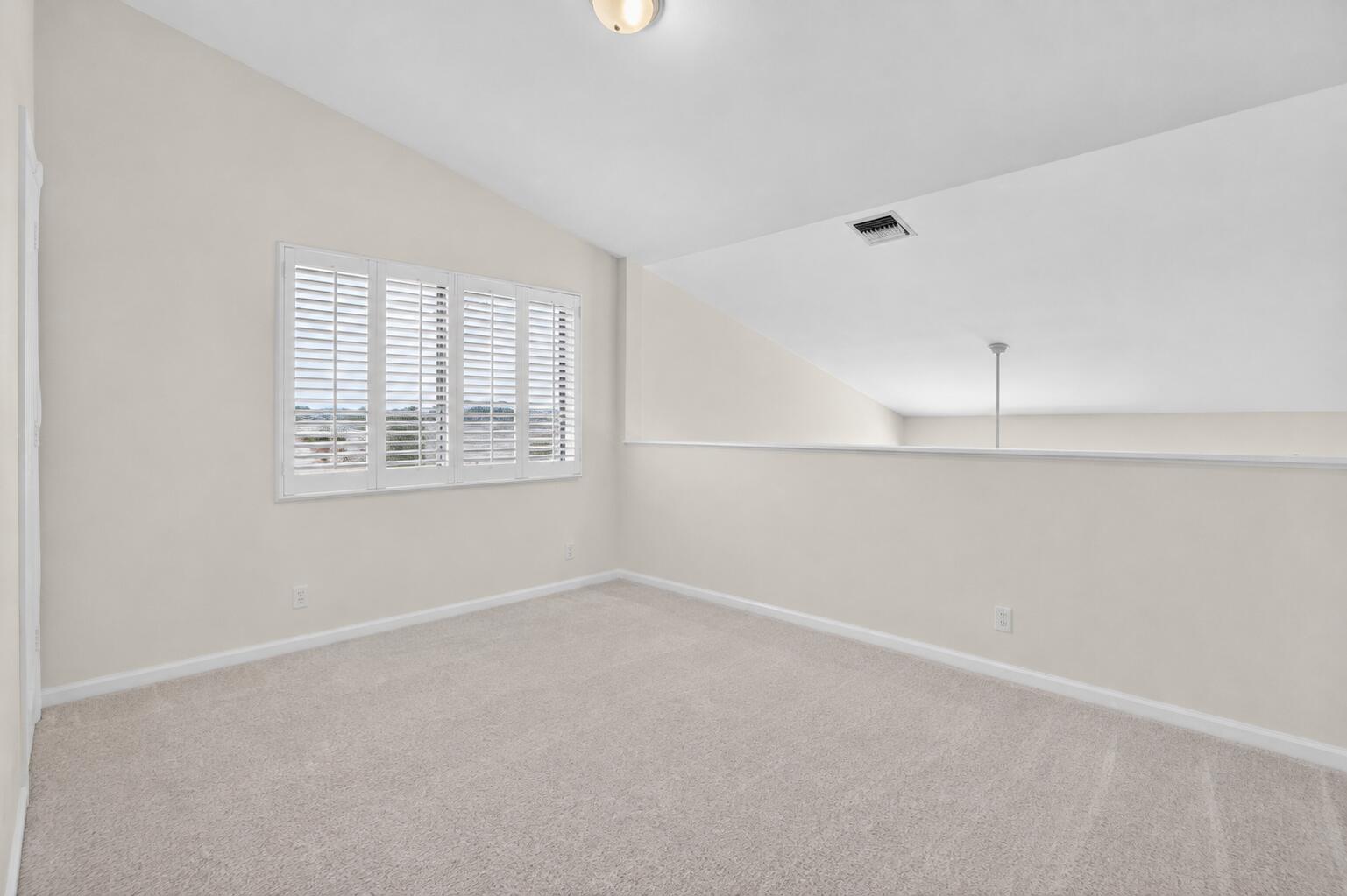 21692 Cromwell Circle Property Photo 39