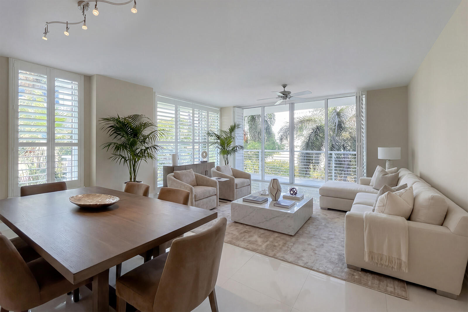 2831 N Ocean Boulevard 303n Property Photo 4