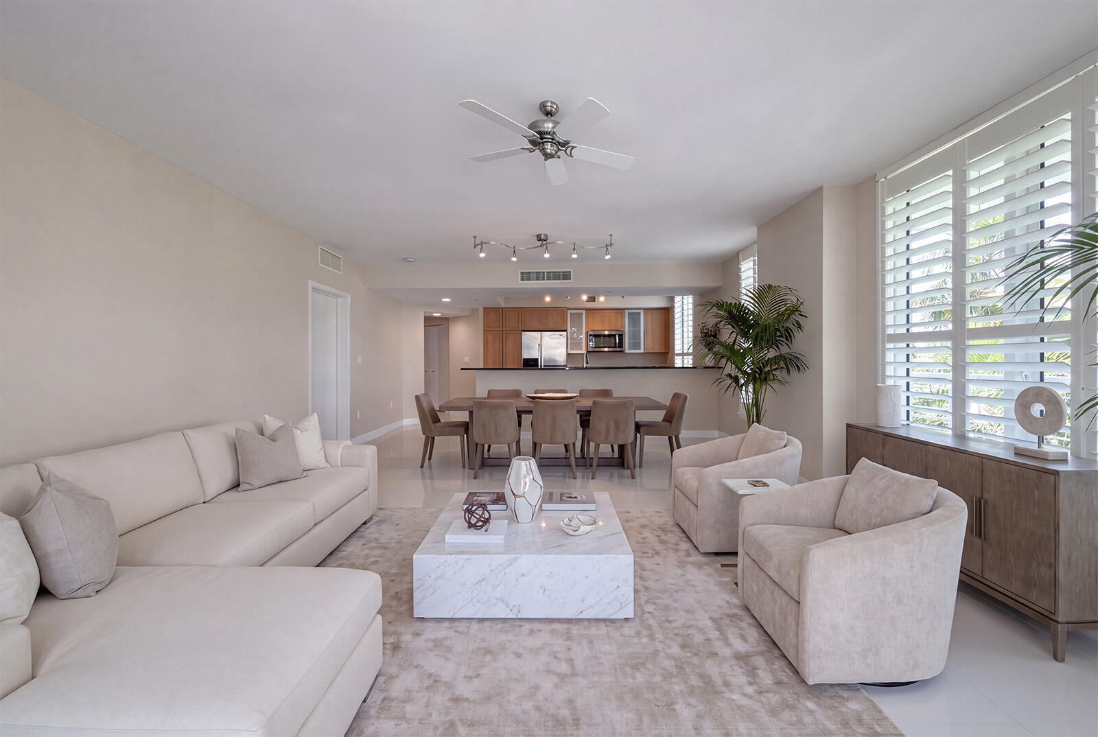 2831 N Ocean Boulevard 303n Property Photo 7