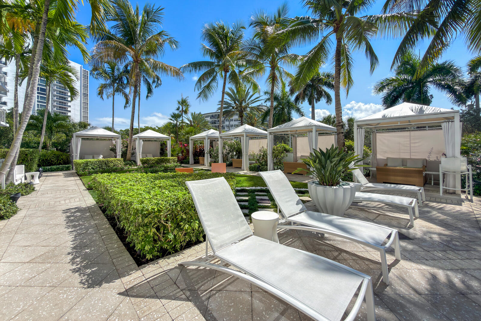2831 N Ocean Boulevard 303n Property Photo 46