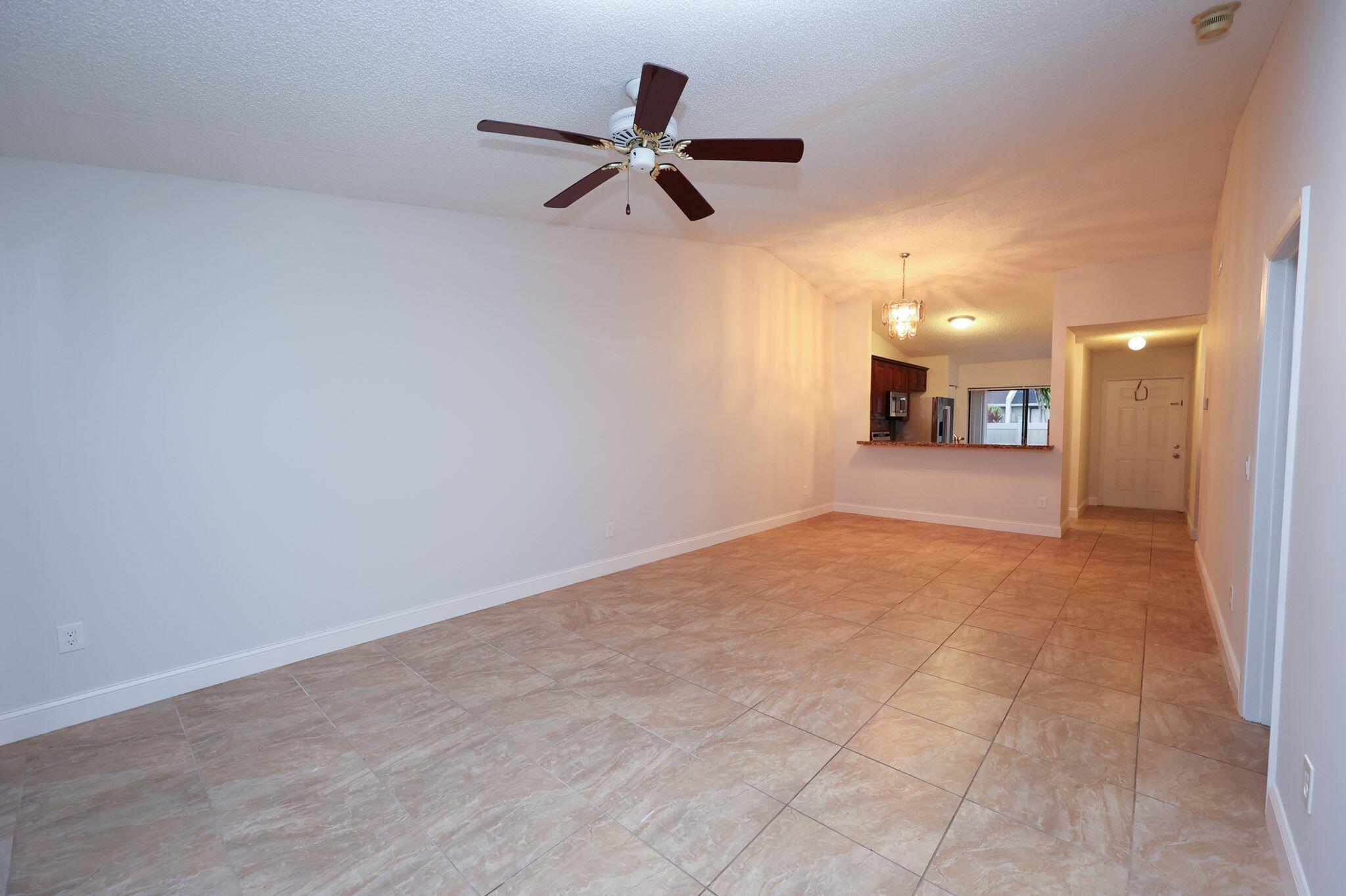 10127 E Boca Bend E B2 Property Photo 38