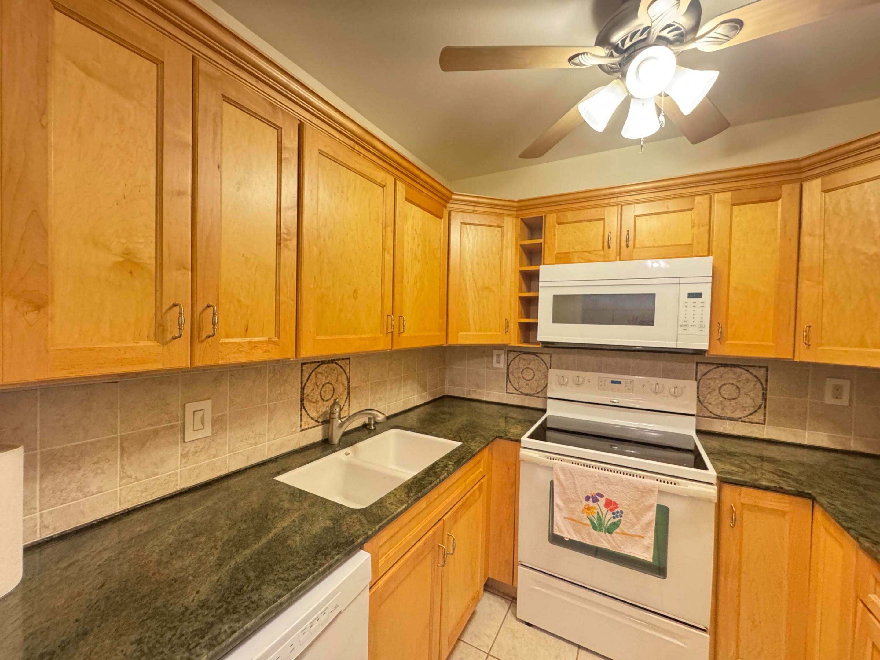 115 S South Boulevard 1c Property Photo 5