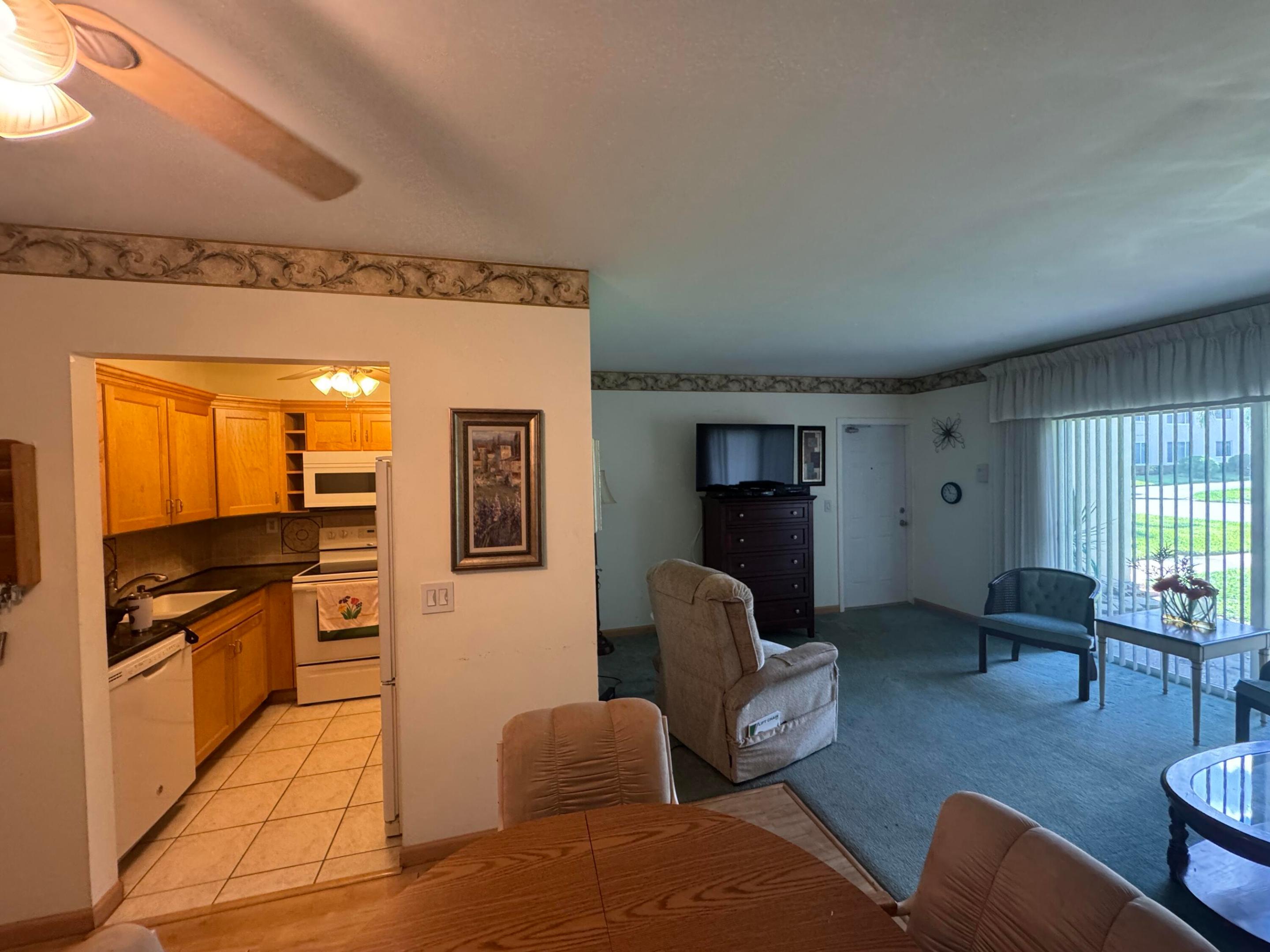 115 S South Boulevard 1c Property Photo 24