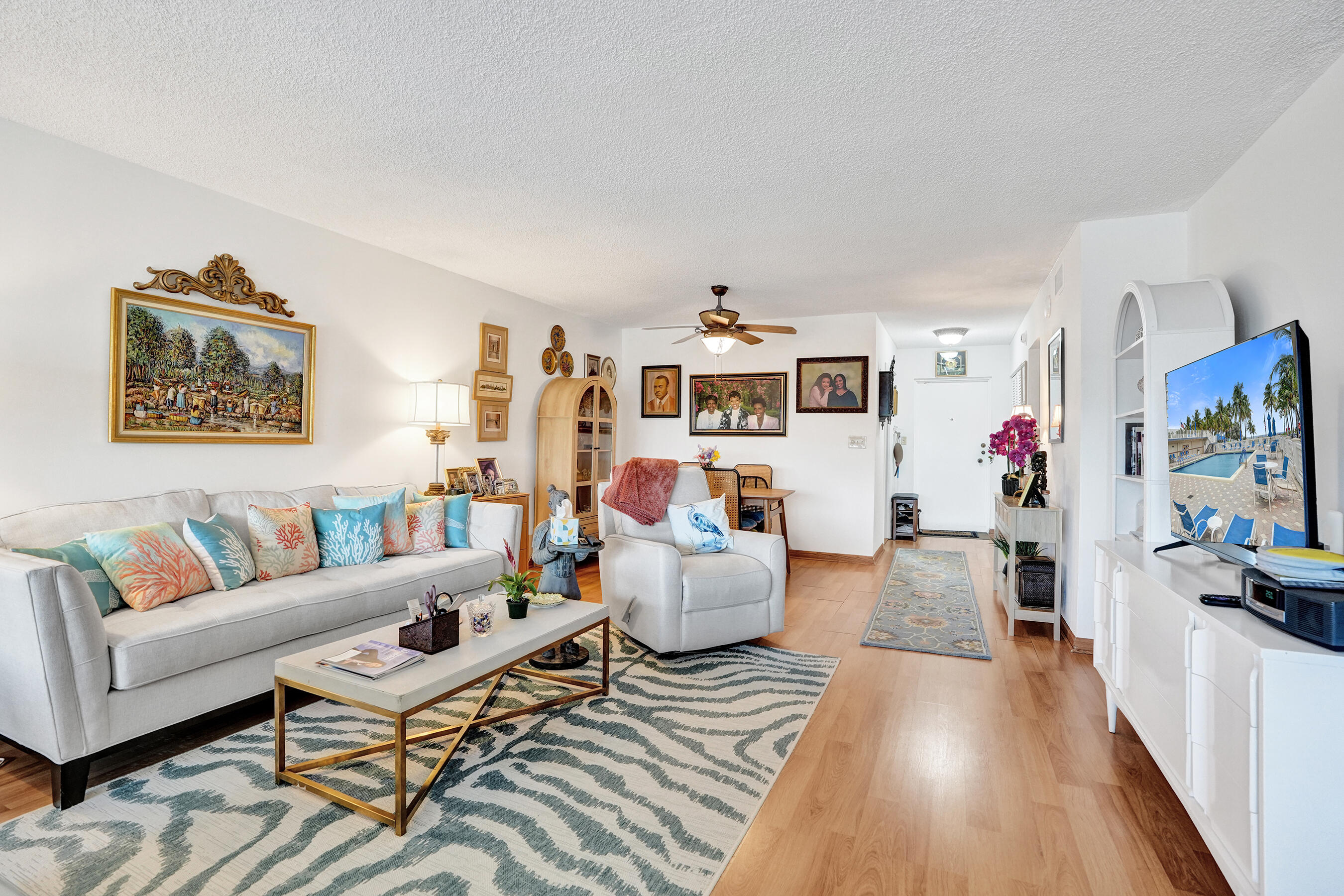 111 N Pompano Beach Boulevard 411 Property Photo 10