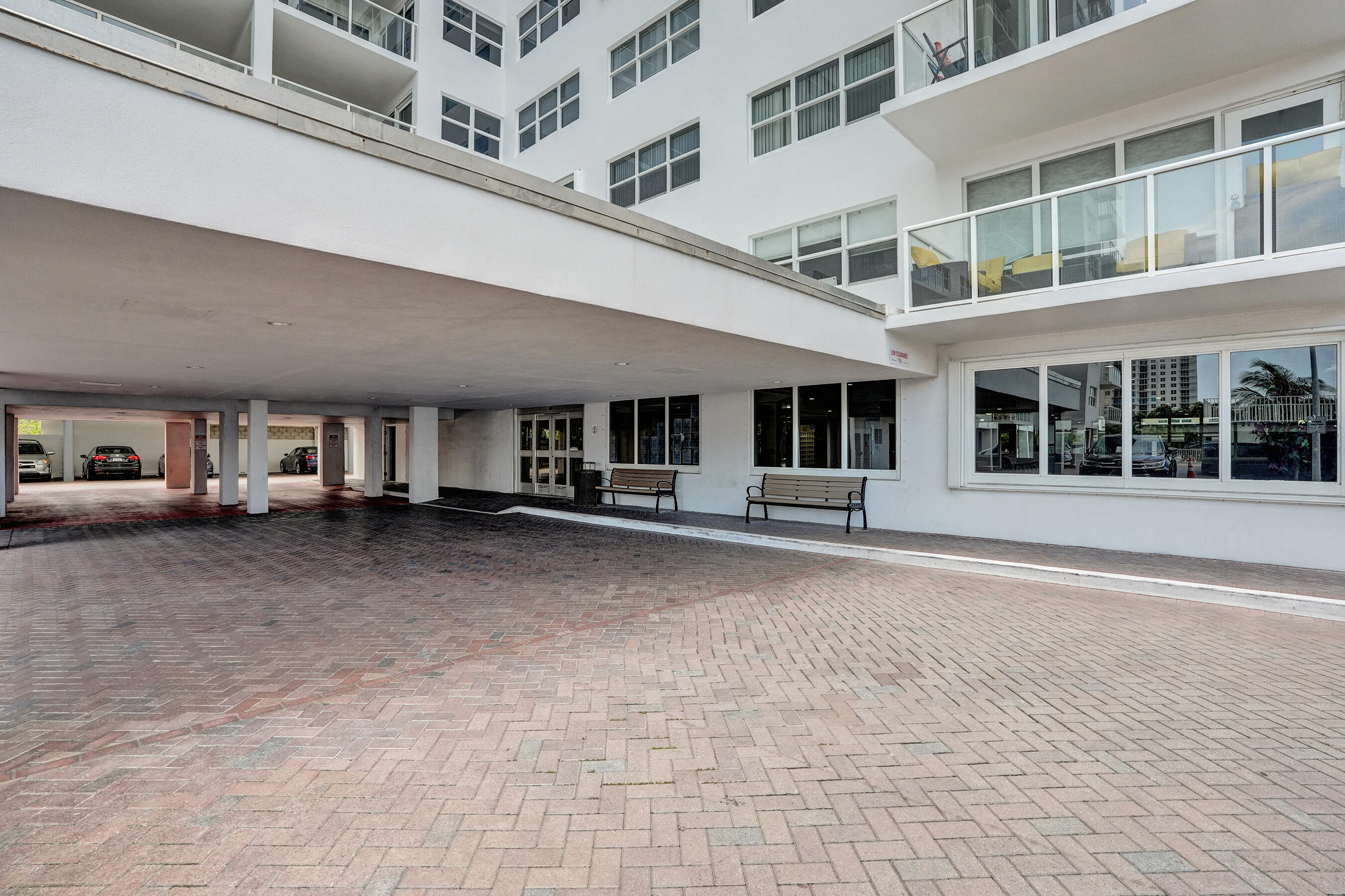 111 N Pompano Beach Boulevard 411 Property Photo 29