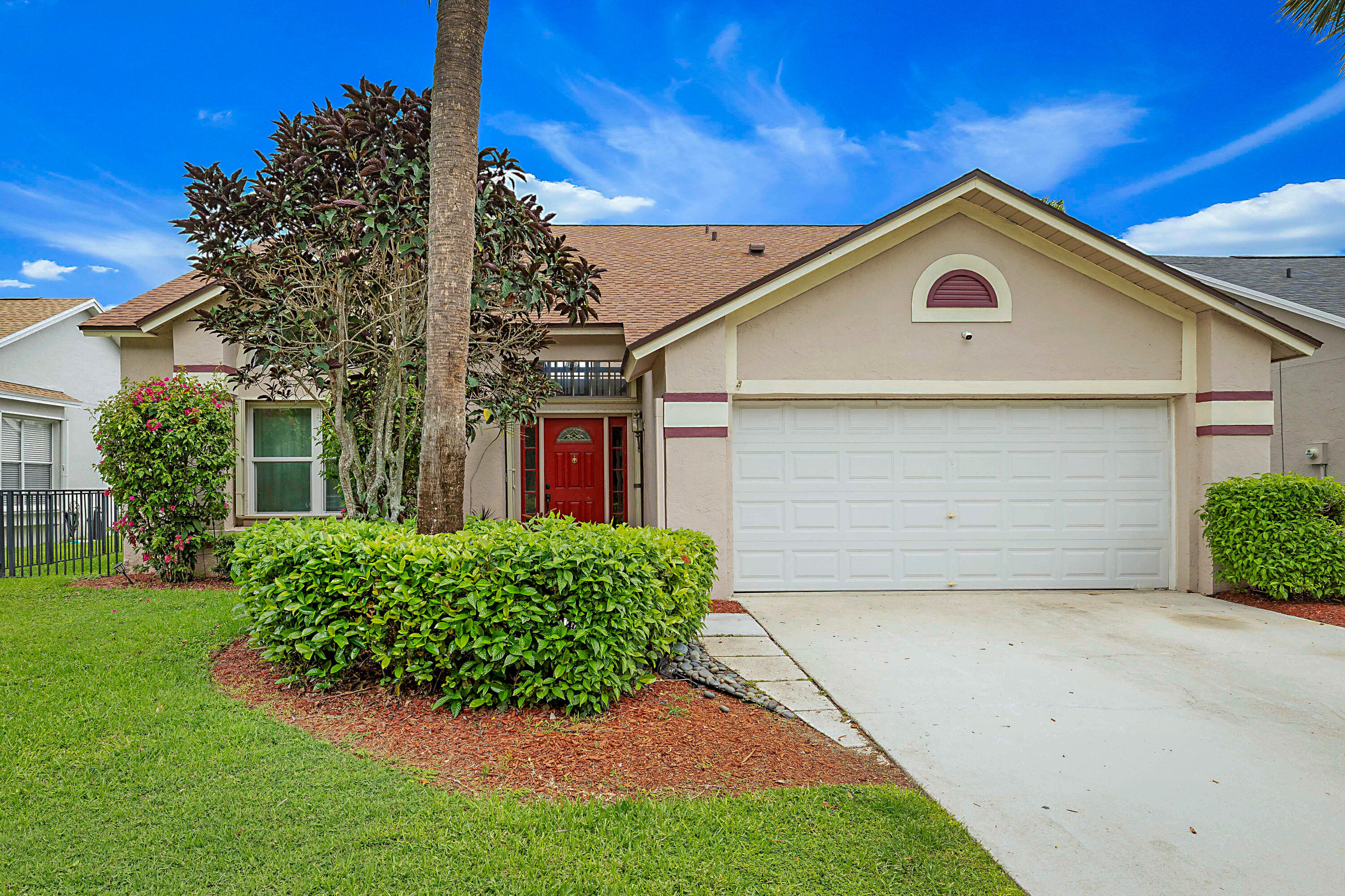 3570 Woods Walk Boulevard Property Photo 1