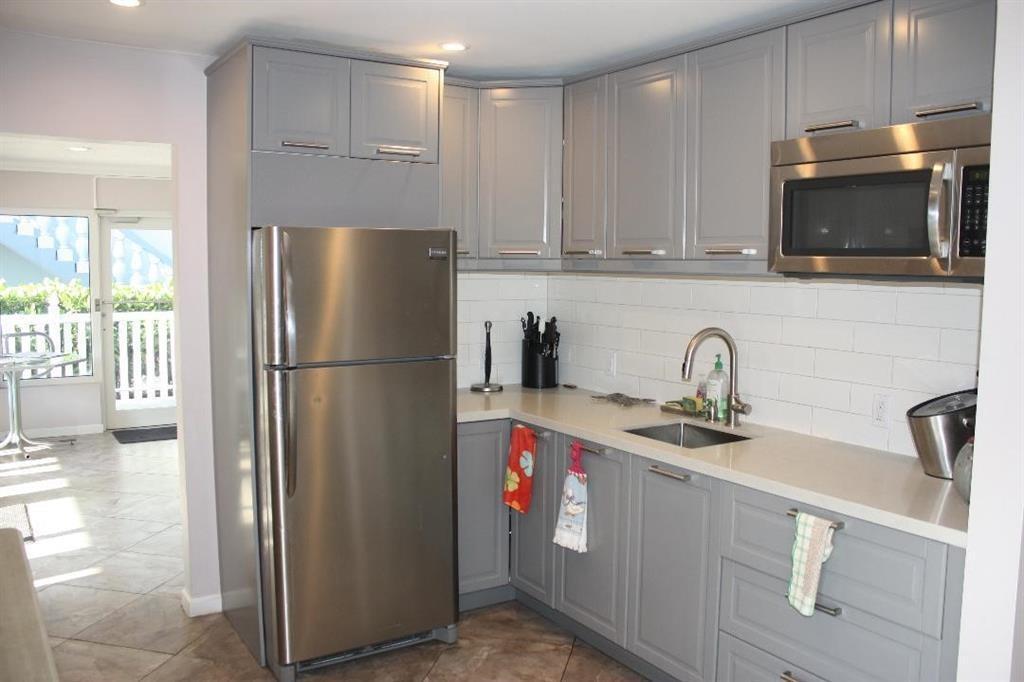 649 W Oakland Park Boulevard W 211a Property Photo 15