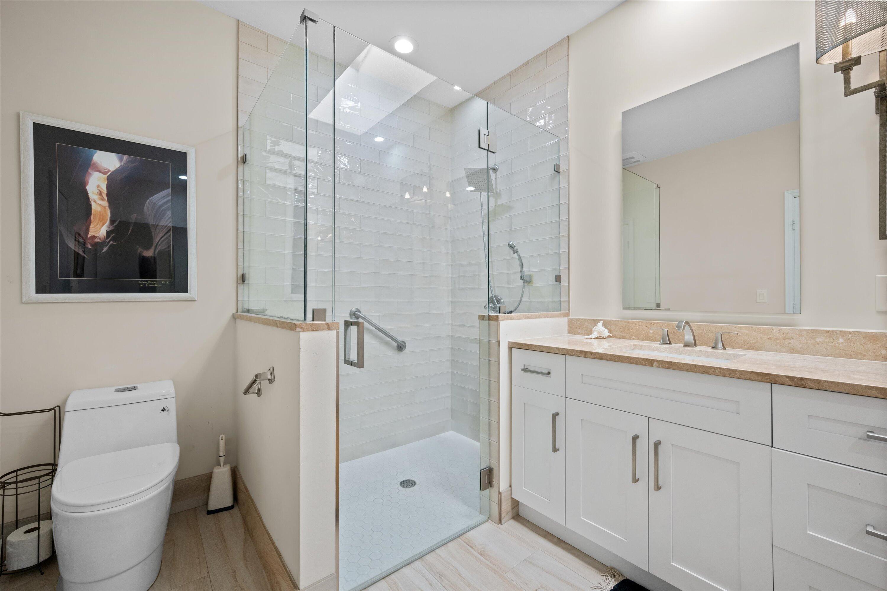 4706 Carlton Golf Drive Property Photo 19