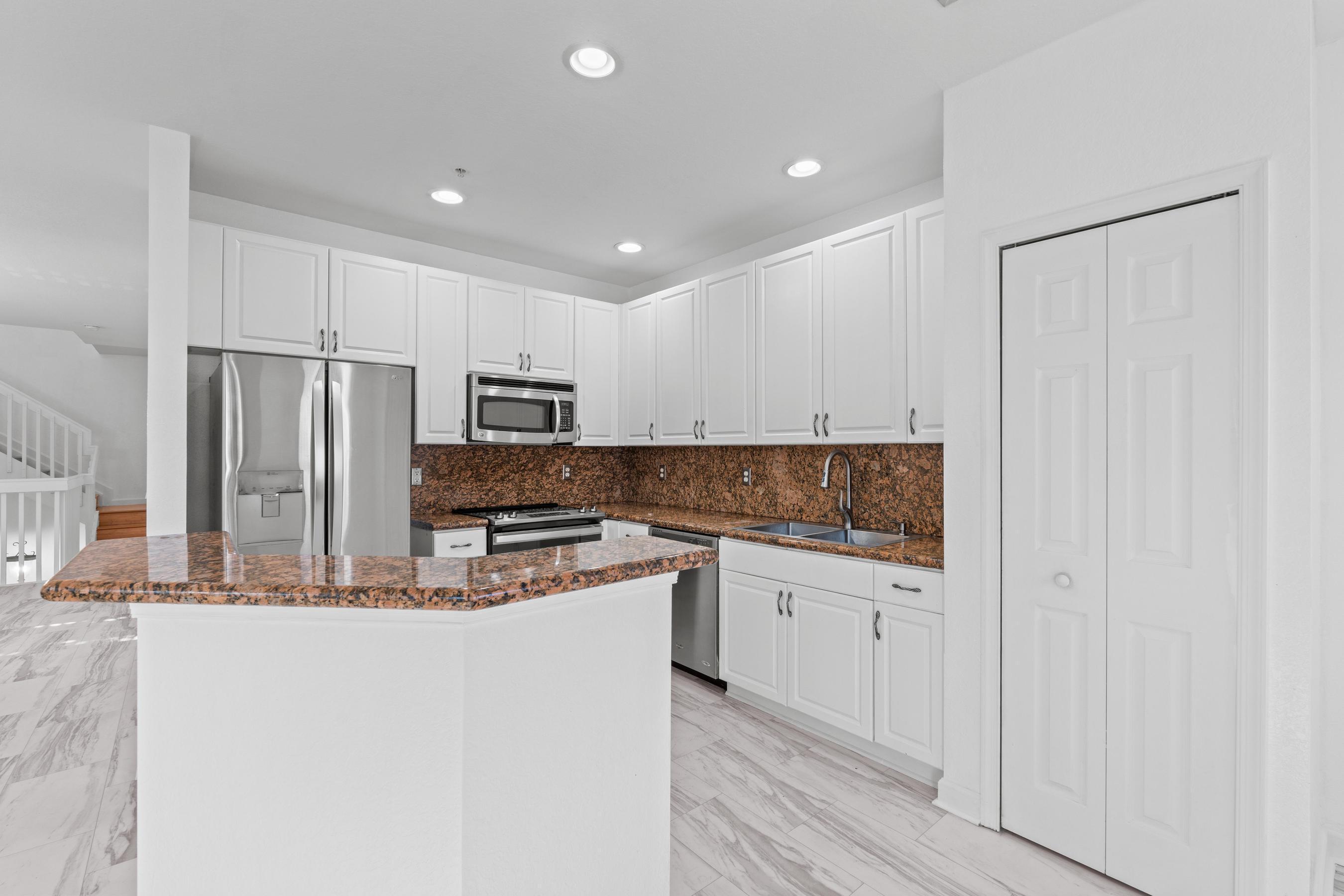 1200 Coastal Bay Boulevard Property Photo 7