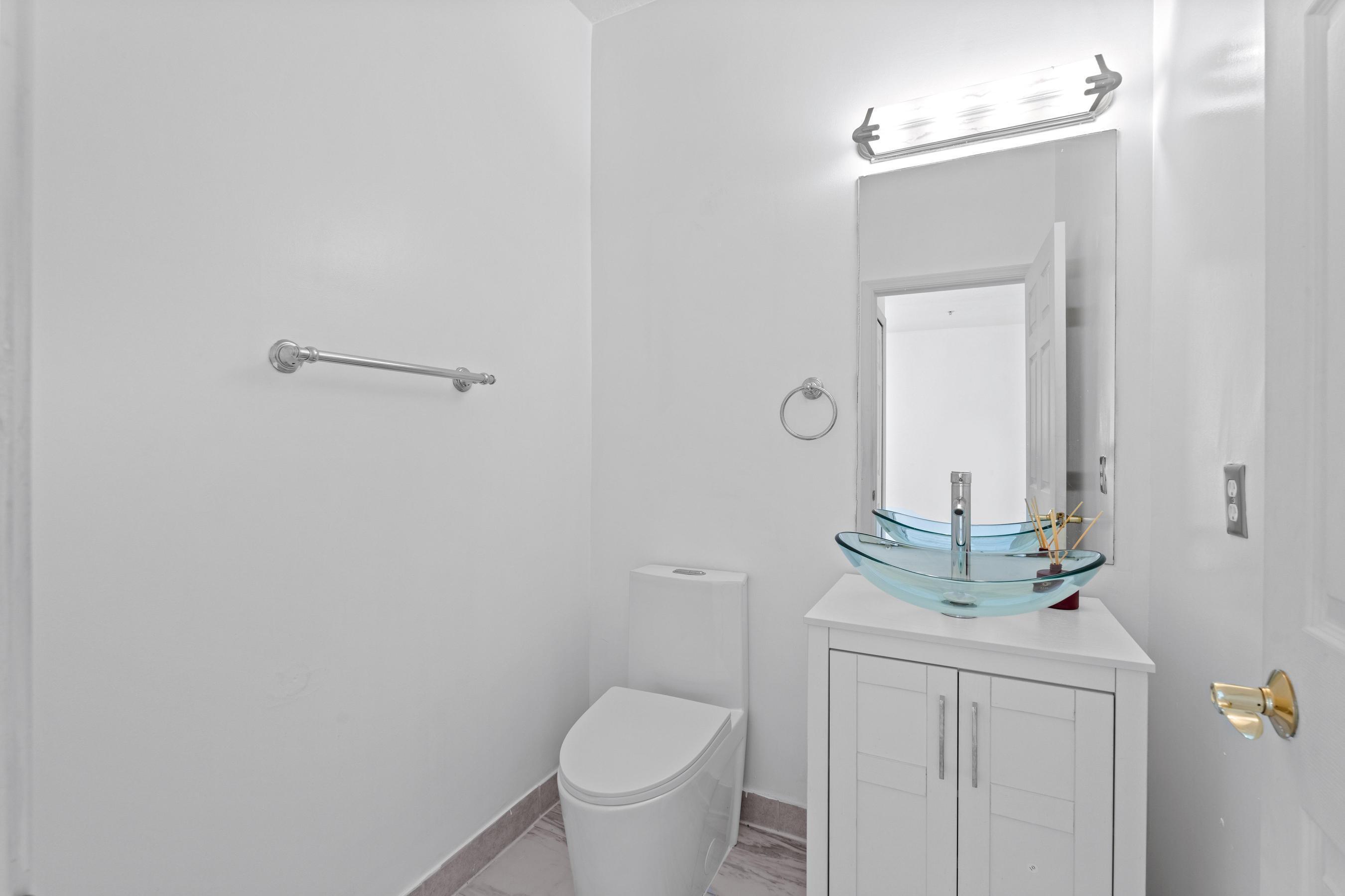 1200 Coastal Bay Boulevard Property Photo 14