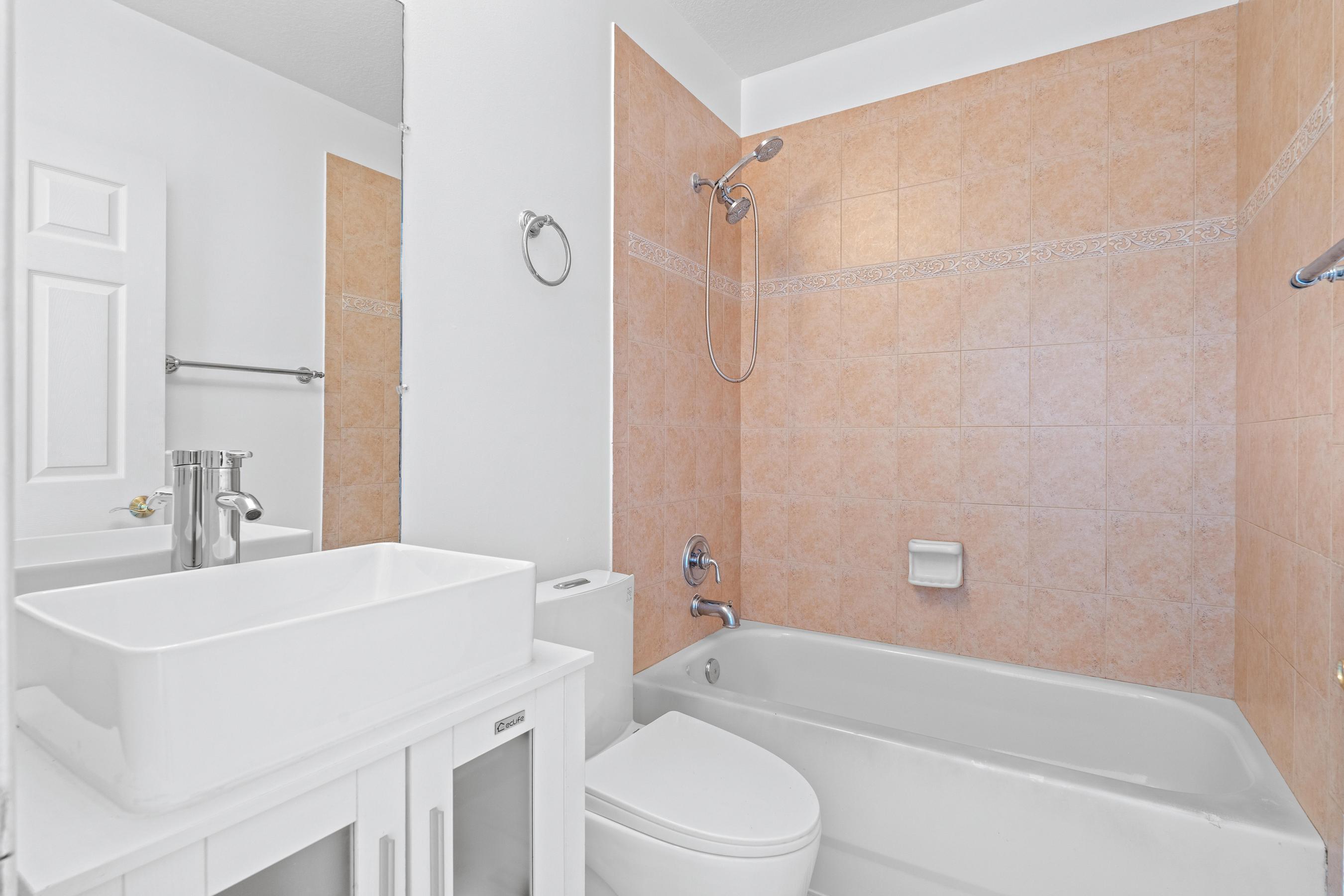 1200 Coastal Bay Boulevard Property Photo 34