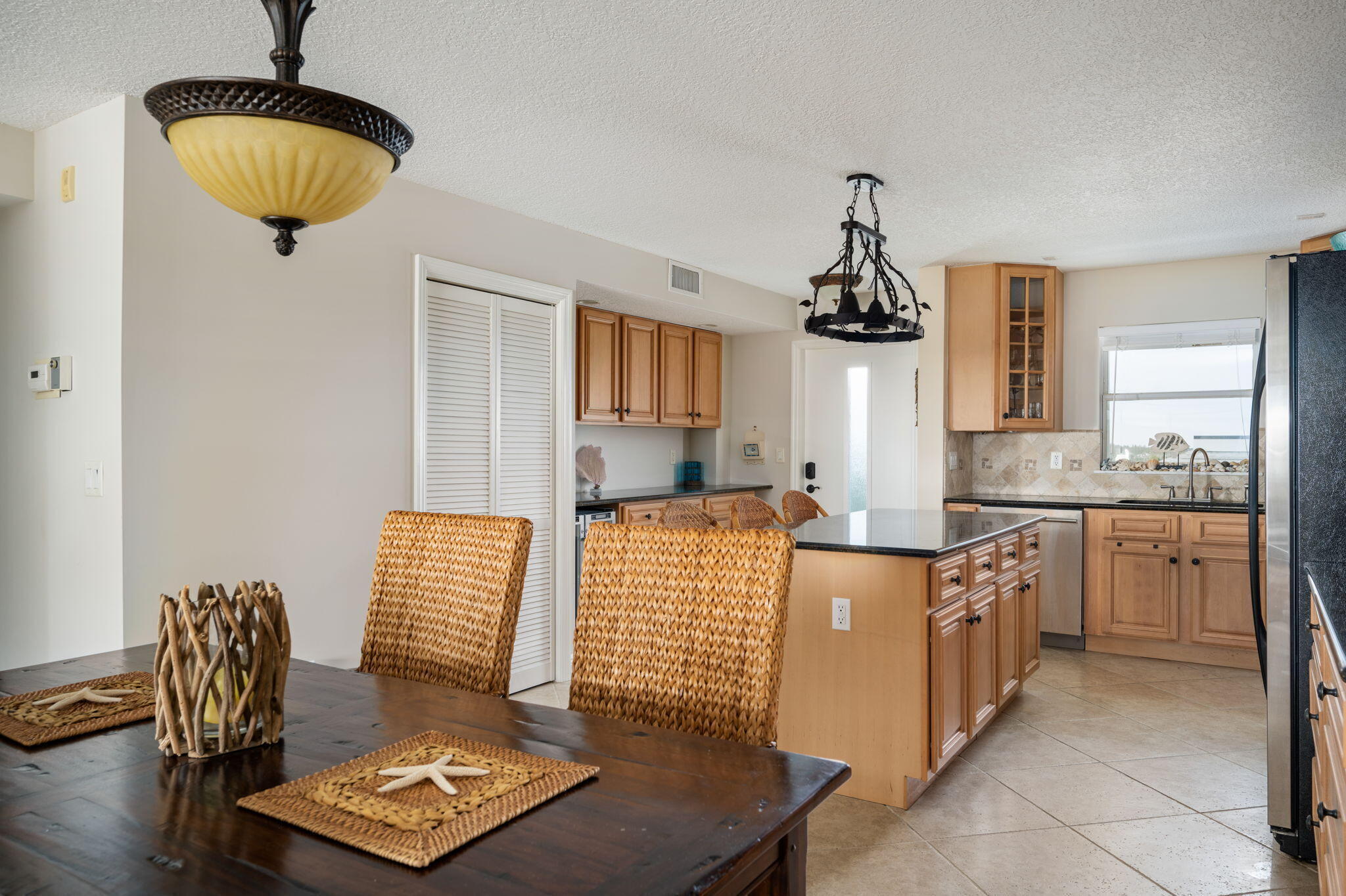 4049 Ocean Drive 505 Property Photo 7