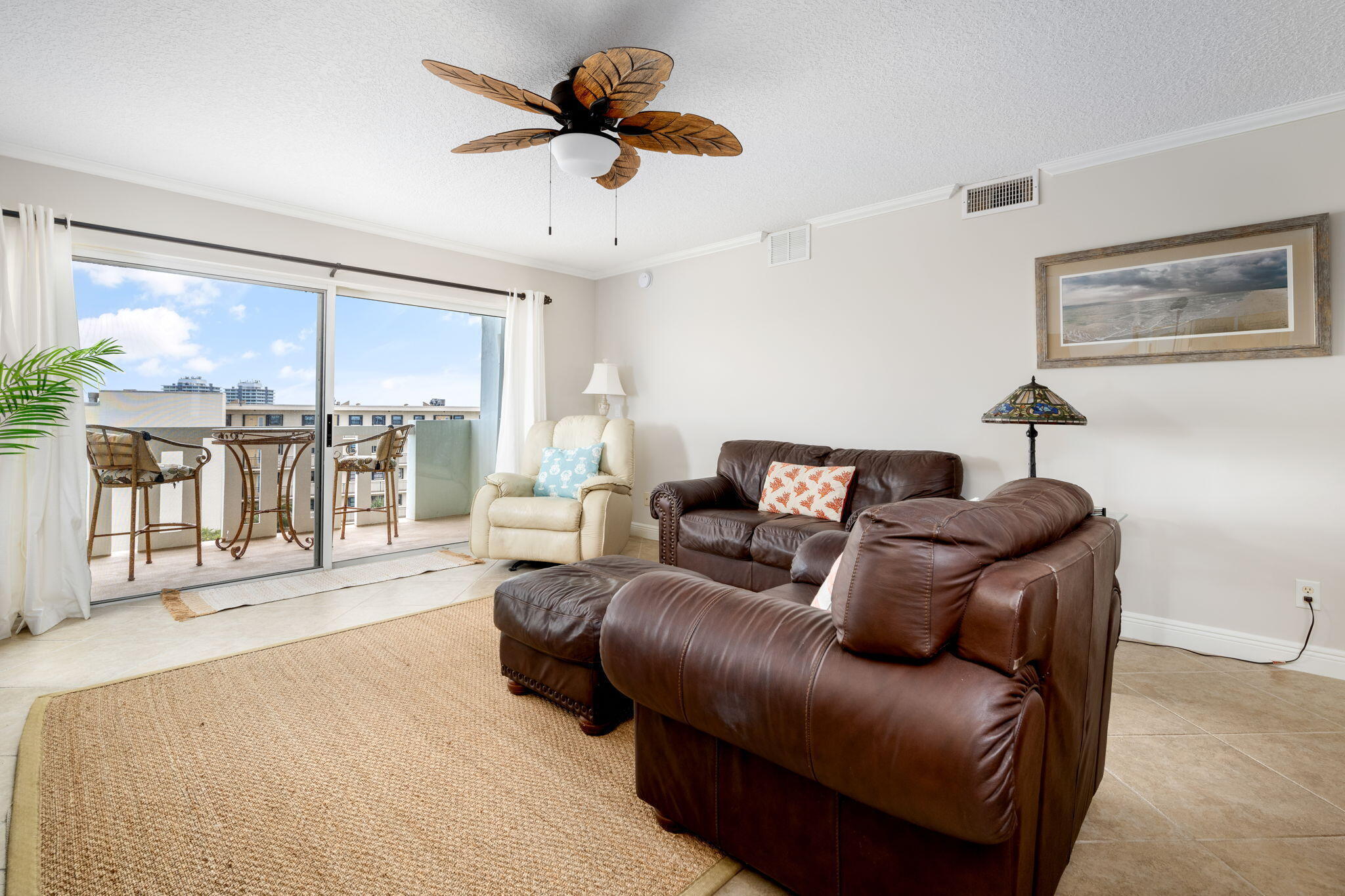 4049 Ocean Drive 505 Property Photo 12