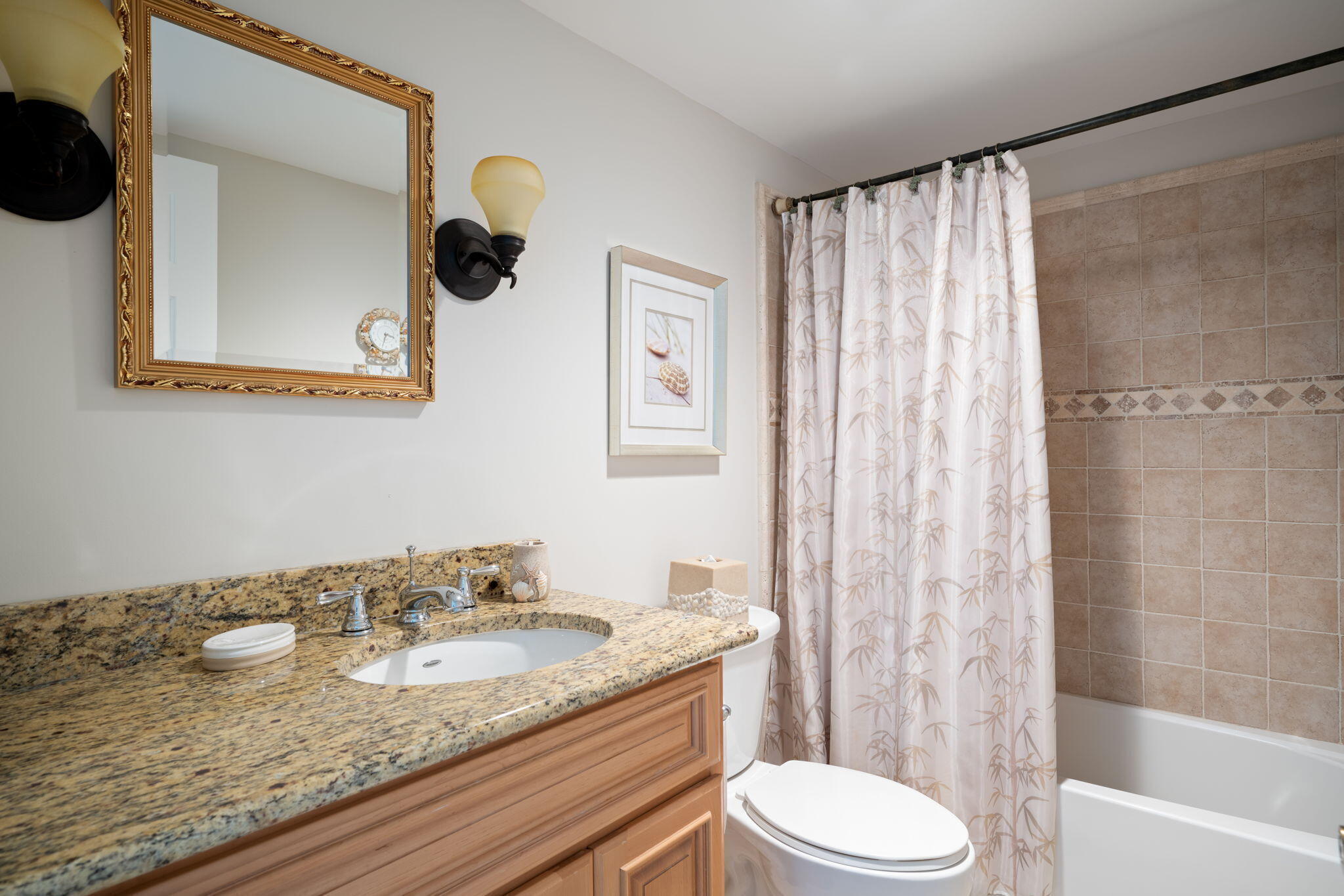 4049 Ocean Drive 505 Property Photo 21
