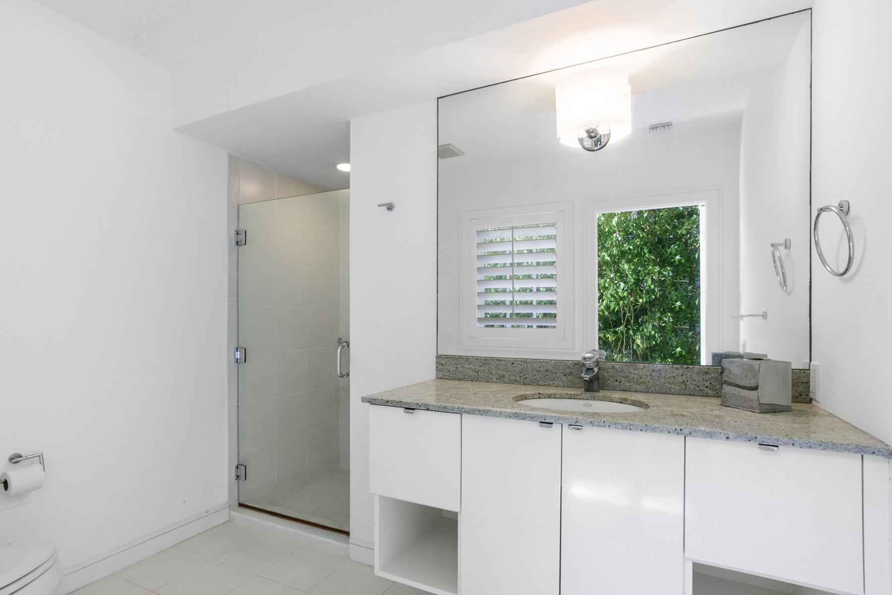 222 Monterey Road Property Photo 35