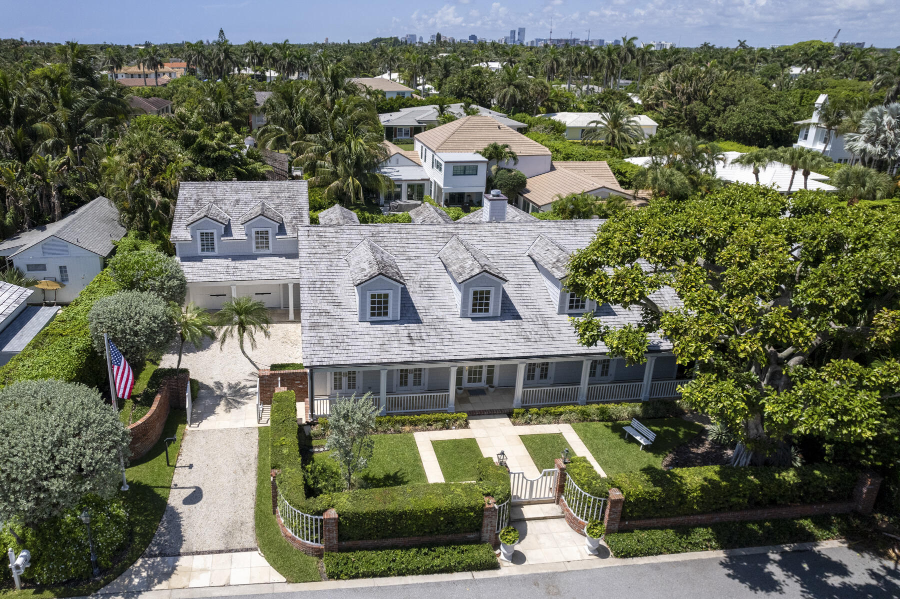 222 Monterey Road Property Photo 45