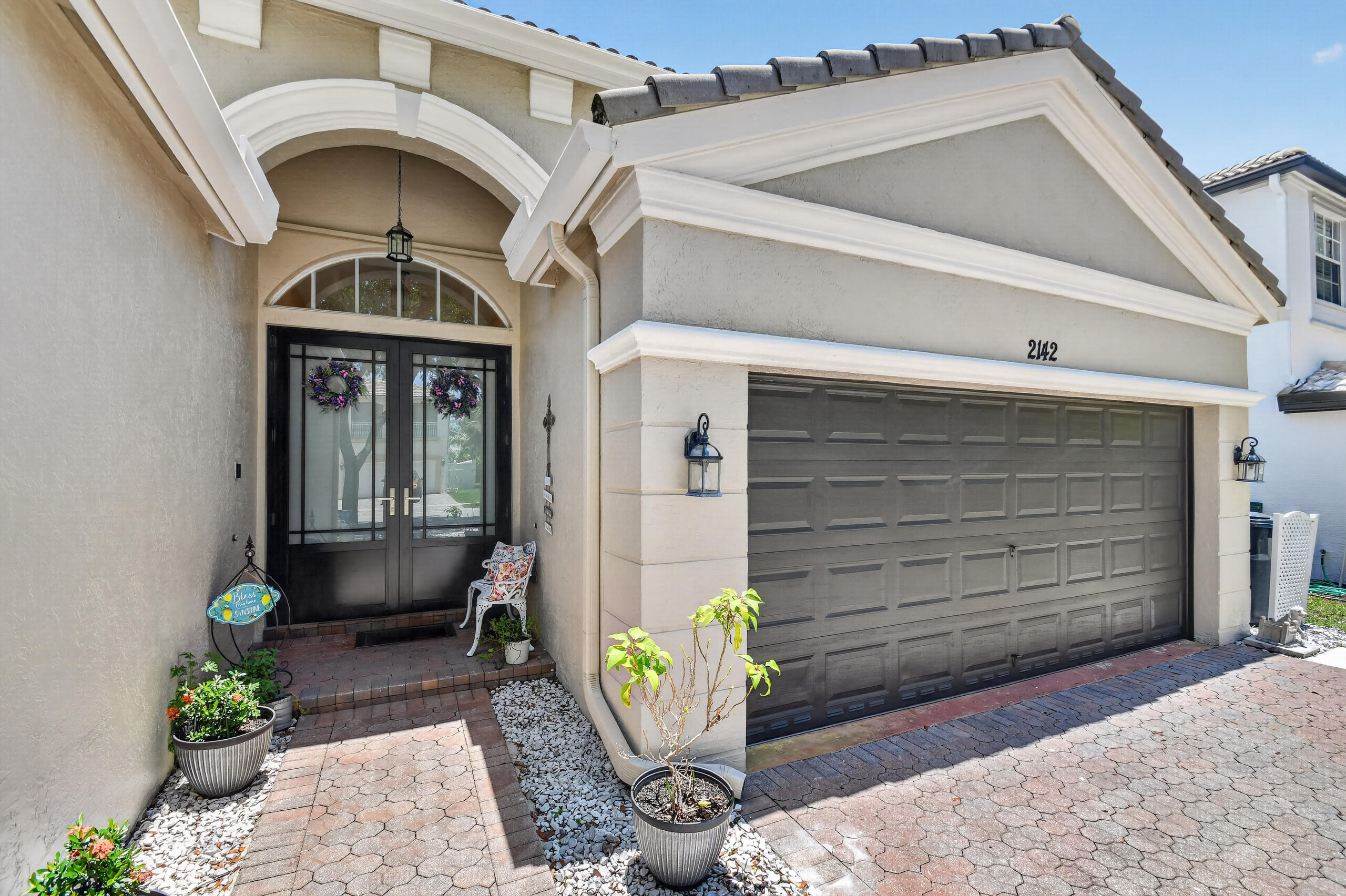 2142 Balsan Way Property Photo 2