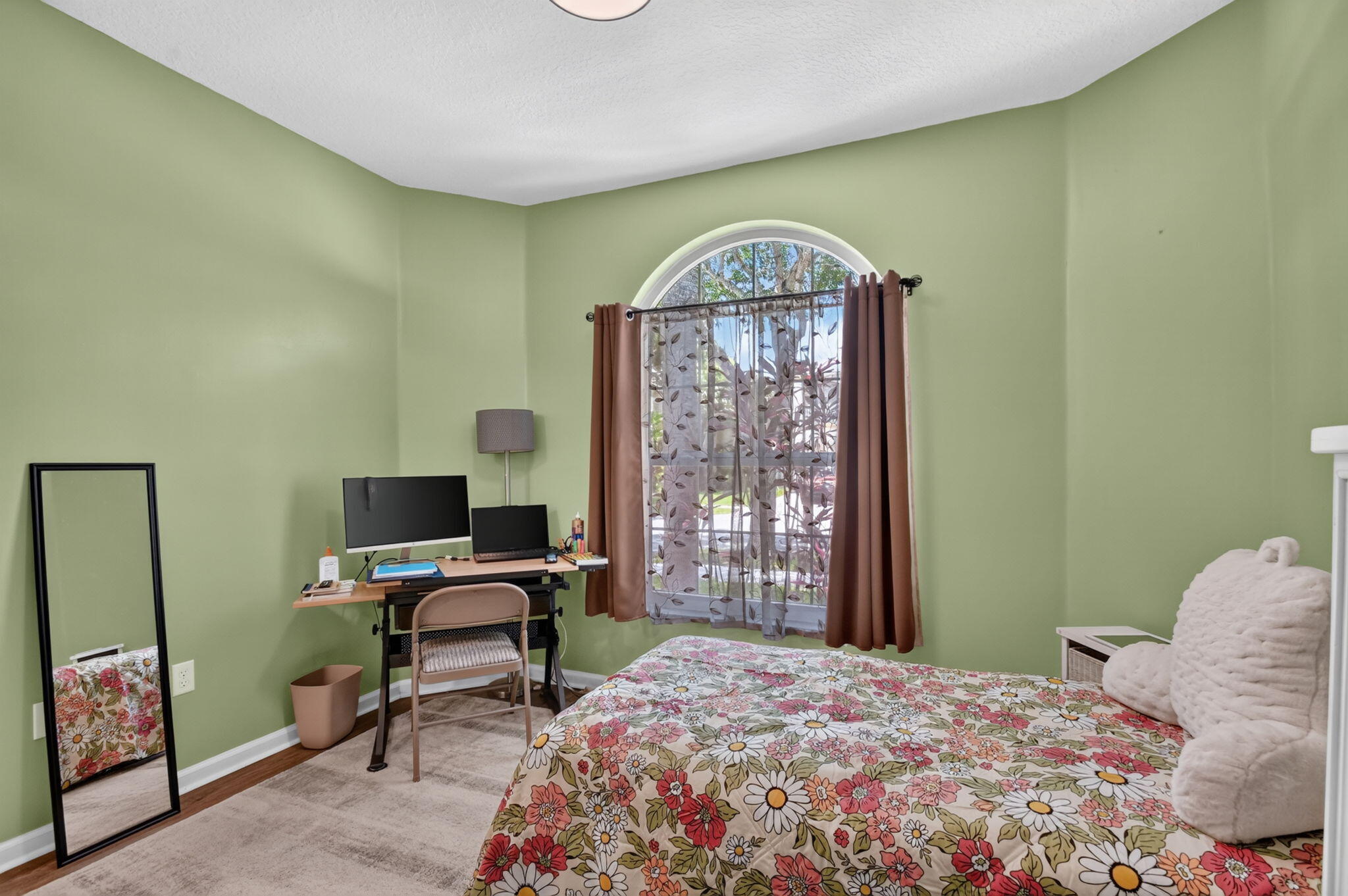 2142 Balsan Way Property Photo 23