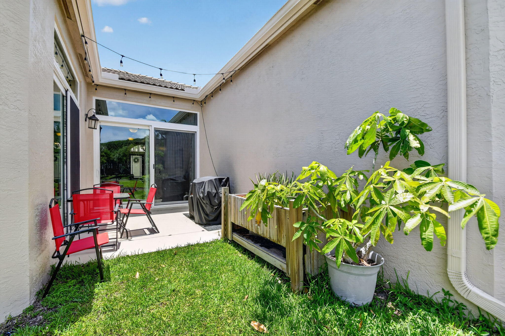 2142 Balsan Way Property Photo 26