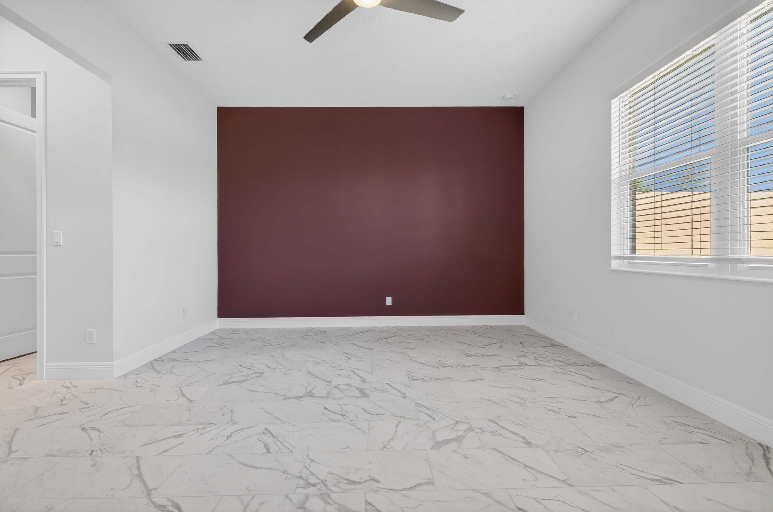 1805 Bridgepointe Circle 2 Property Photo 10