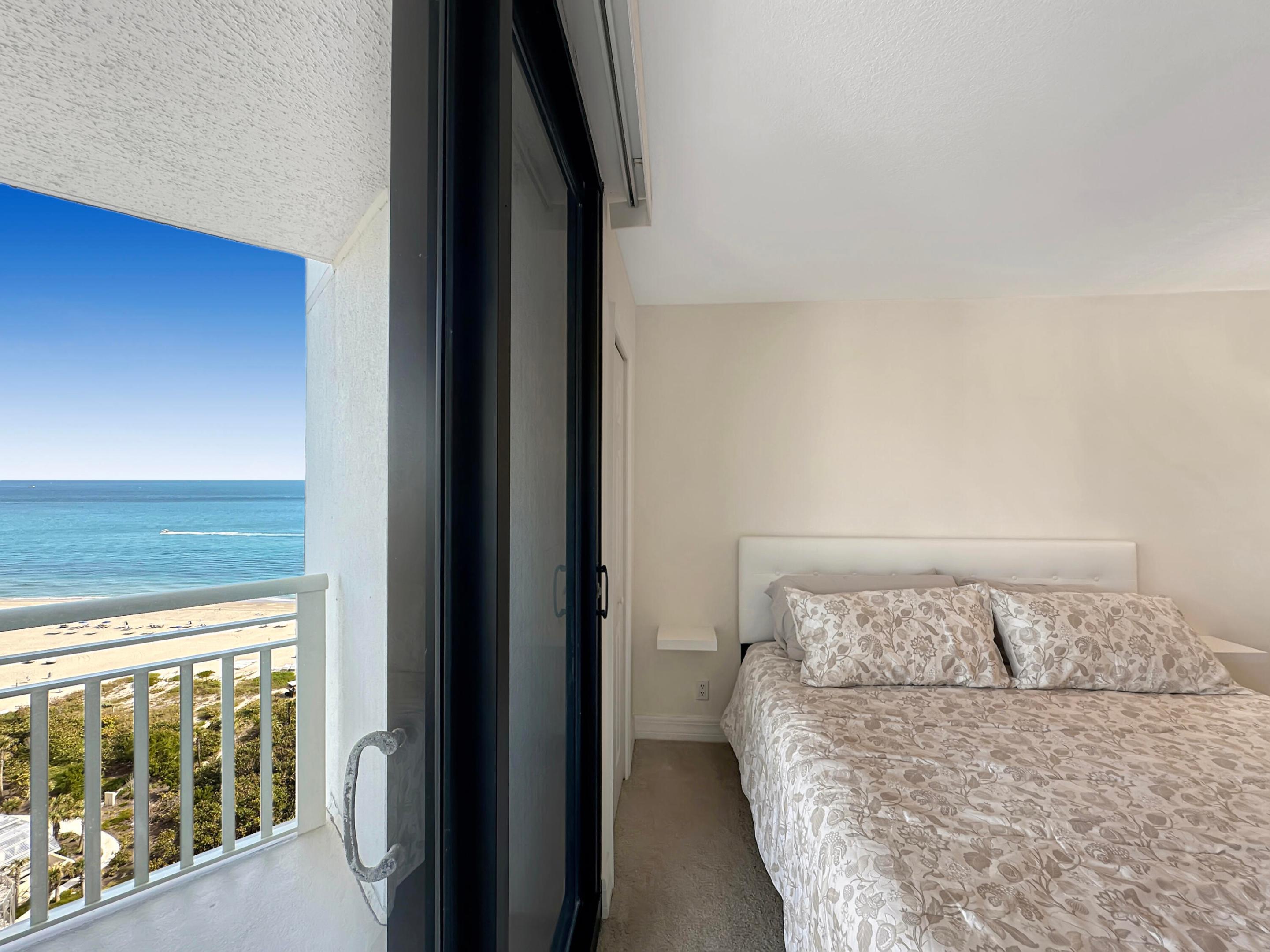 3000 N Ocean Drive 20-b Property Photo 13