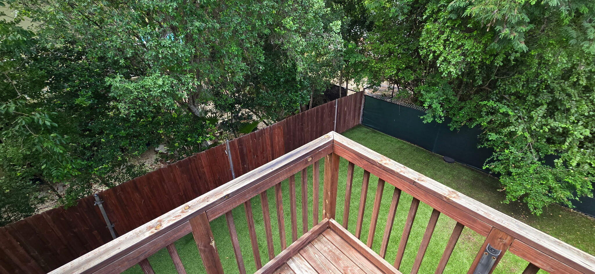410 Coconut Drive Property Photo 2
