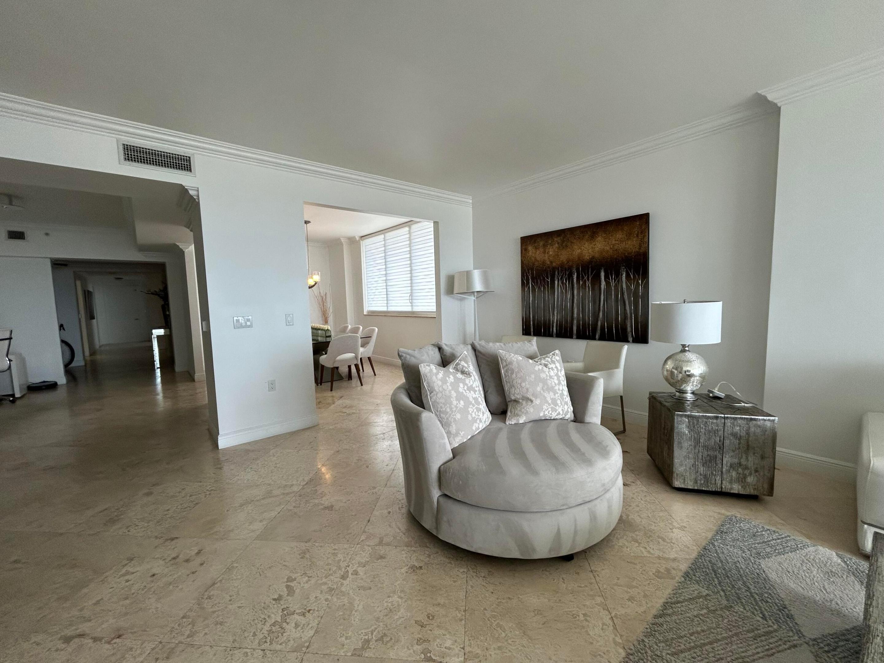 704 N Ocean Boulevard 504 Property Photo 8