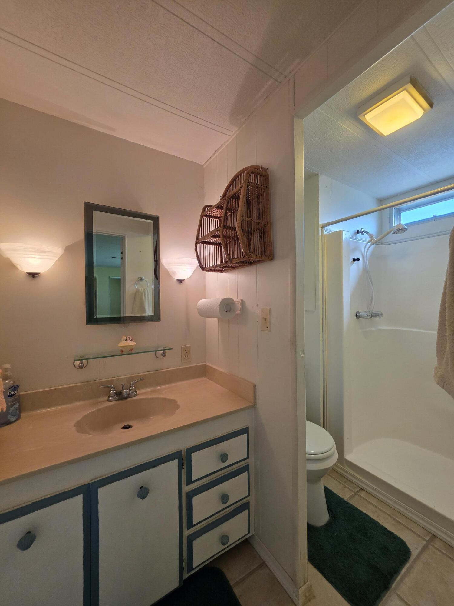37 Los Lagos Road Property Photo 15
