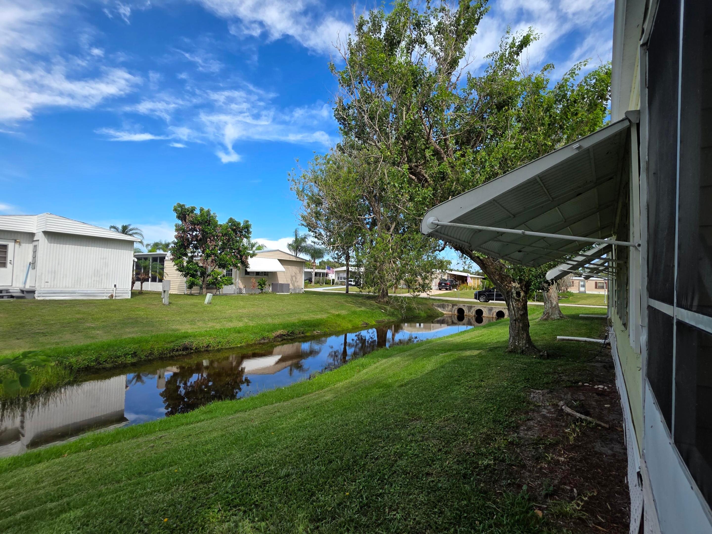 37 Los Lagos Road Property Photo 17
