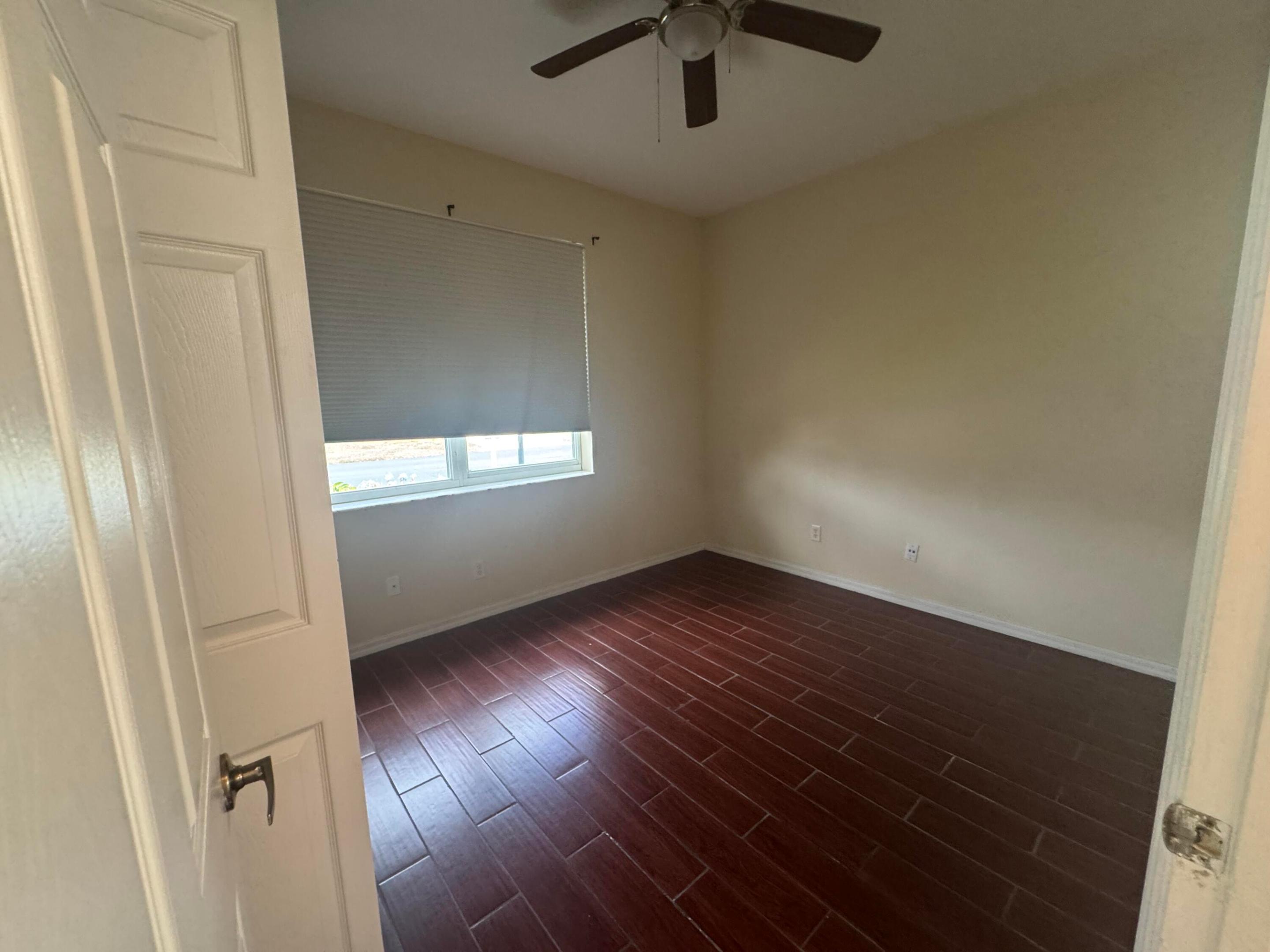 981 Nw Tuscany Drive Property Photo 11