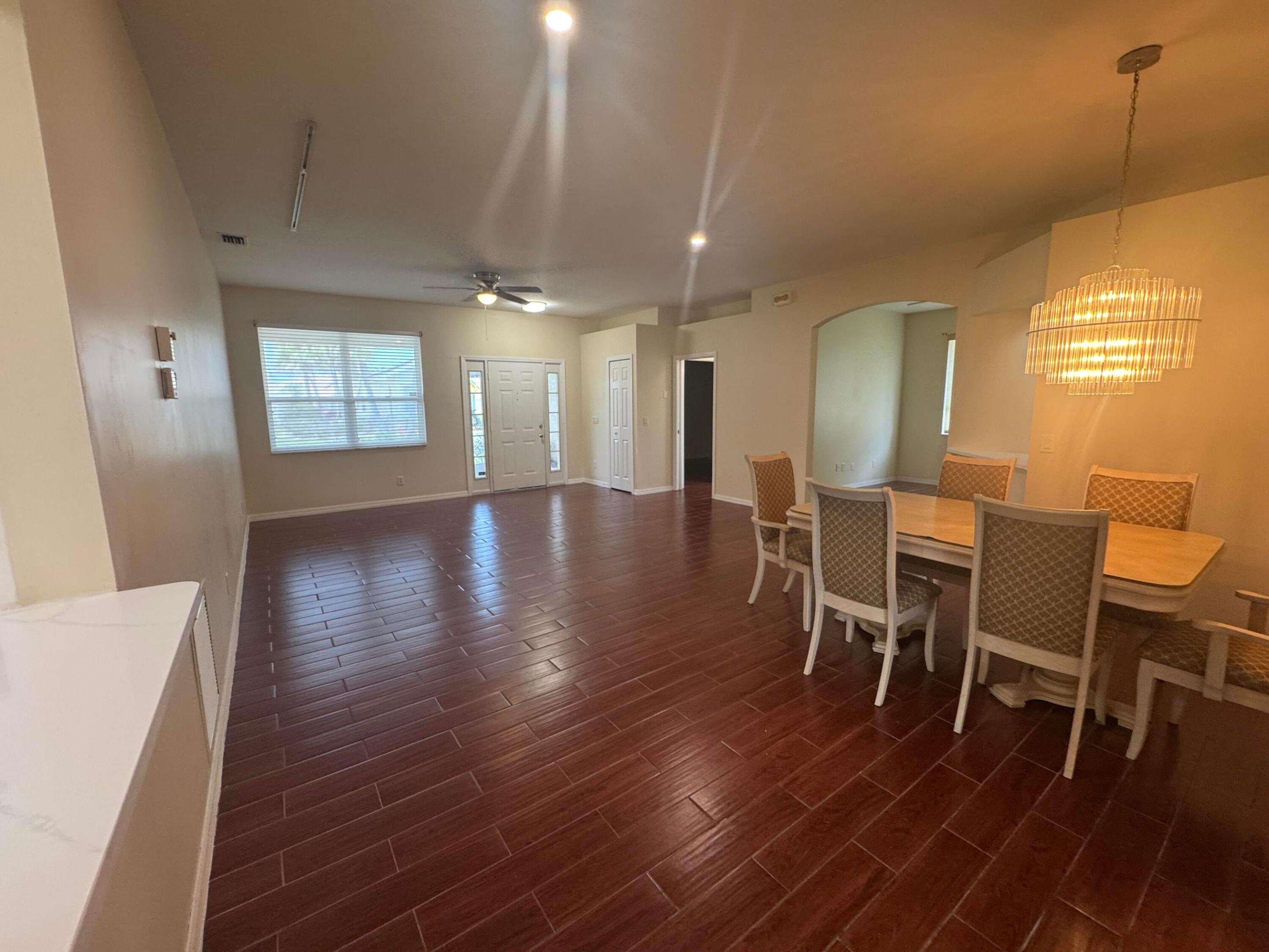 981 Nw Tuscany Drive Property Photo 16