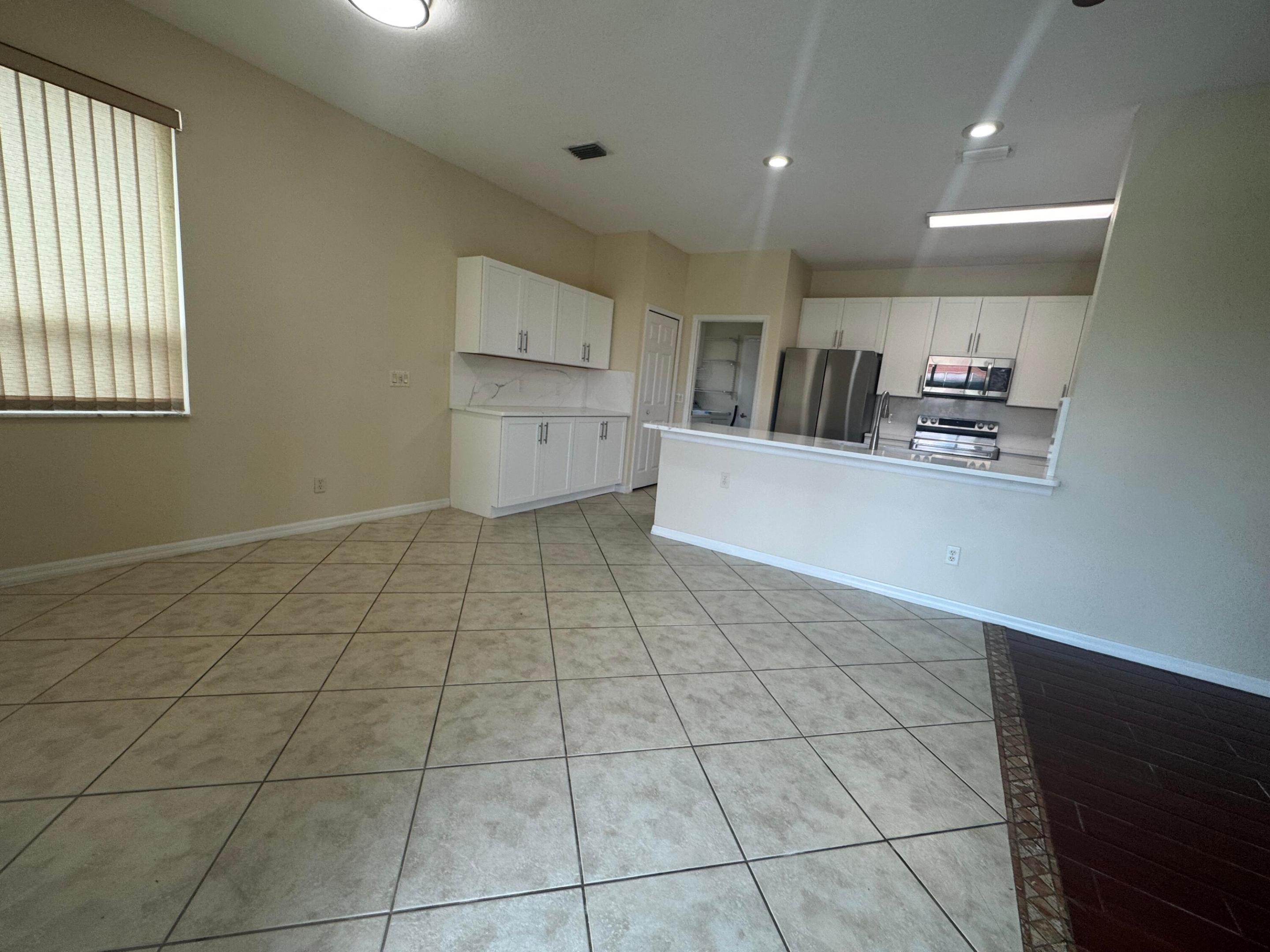 981 Nw Tuscany Drive Property Photo 29
