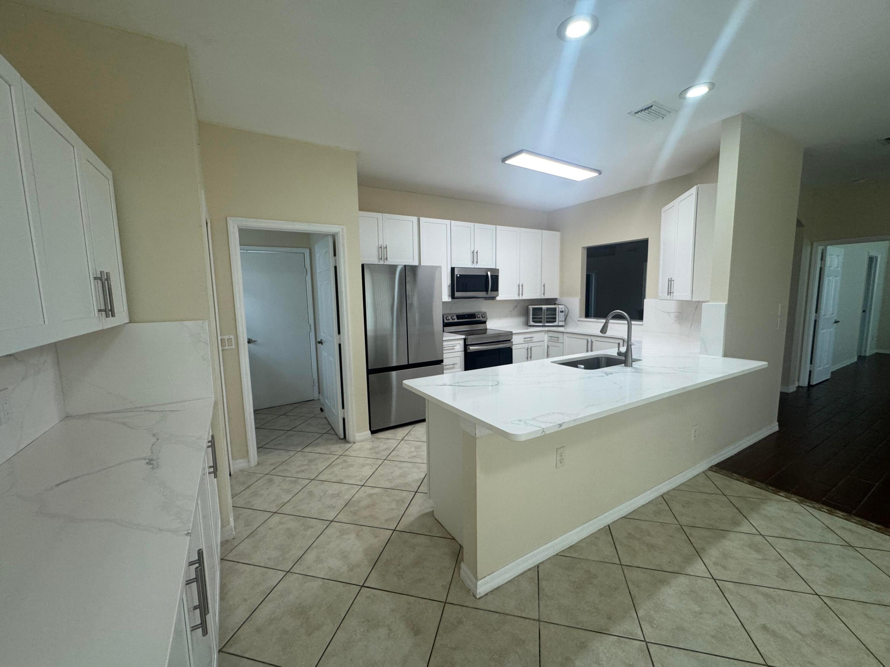 981 Nw Tuscany Drive Property Photo 36