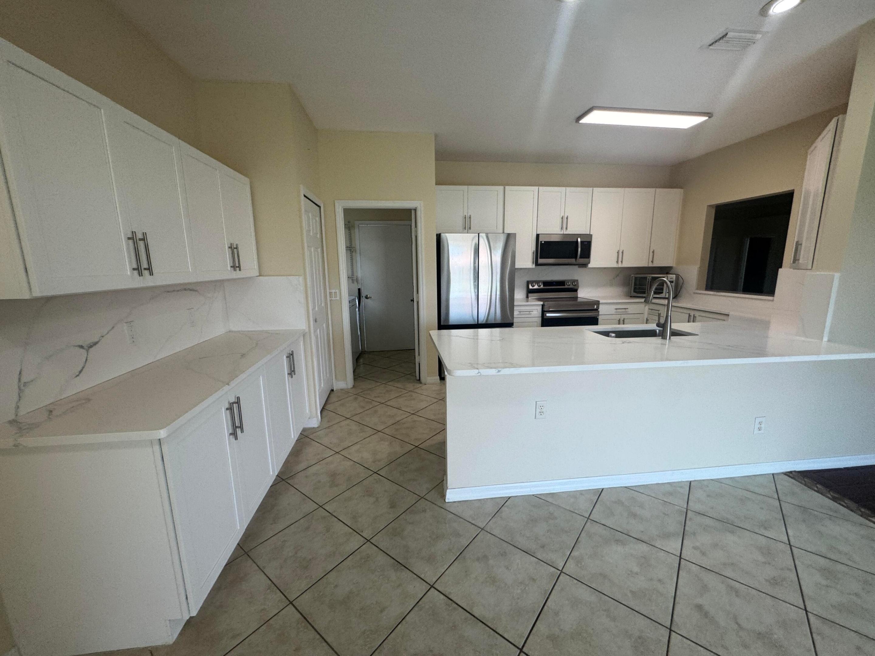 981 Nw Tuscany Drive Property Photo 41