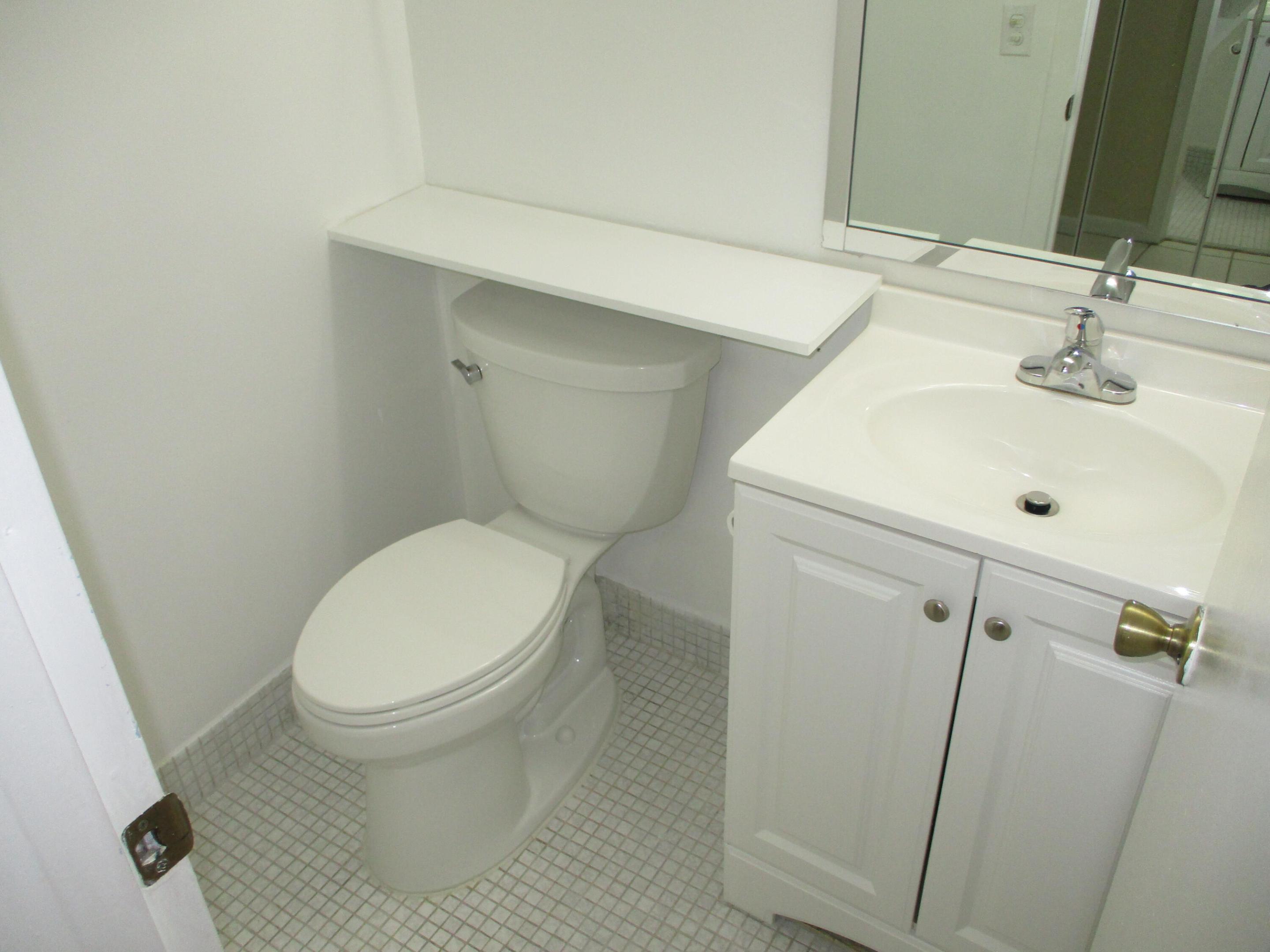 506 Mansfield M Property Photo 19