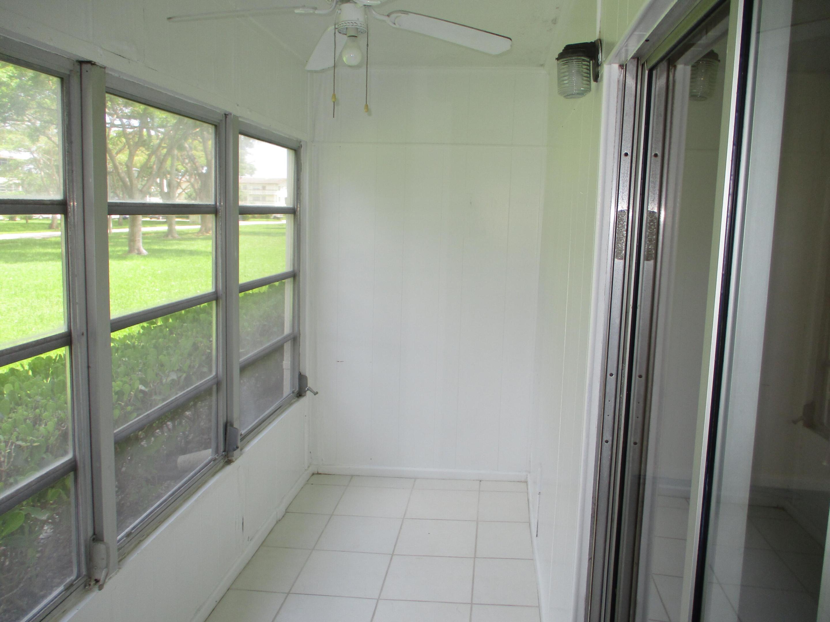 506 Mansfield M Property Photo 32