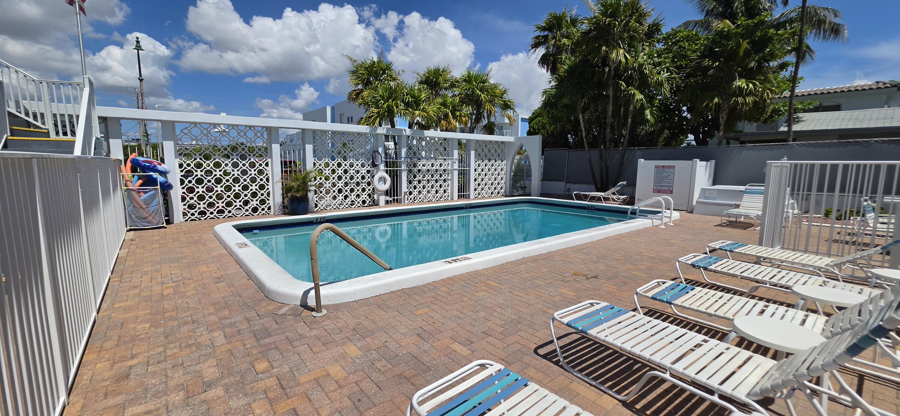 4228 N Ocean Drive 34 Property Photo 31