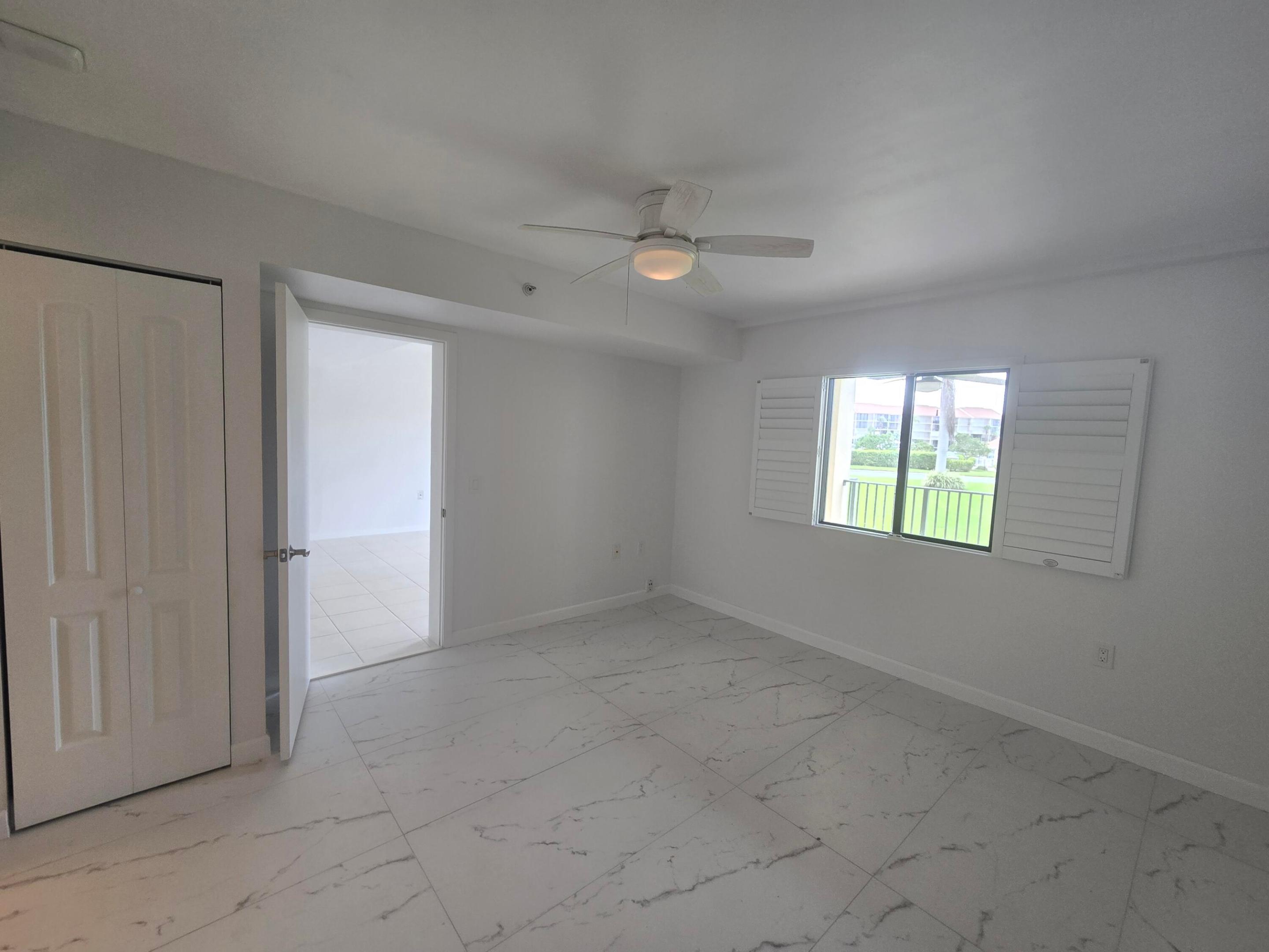 901 Seafarer Circle 104 Property Photo 13