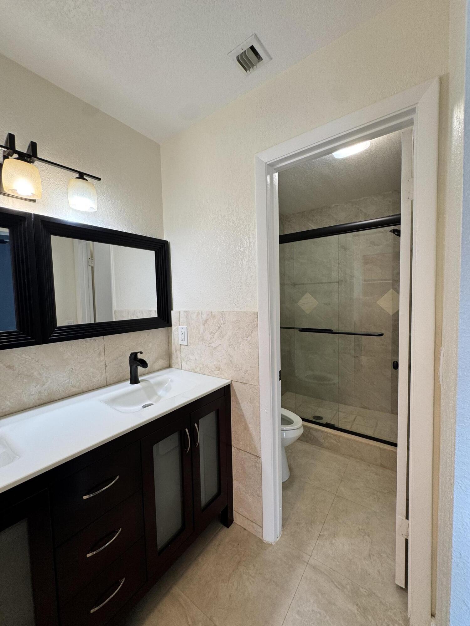 2323 Sw 82nd Way Property Photo 10