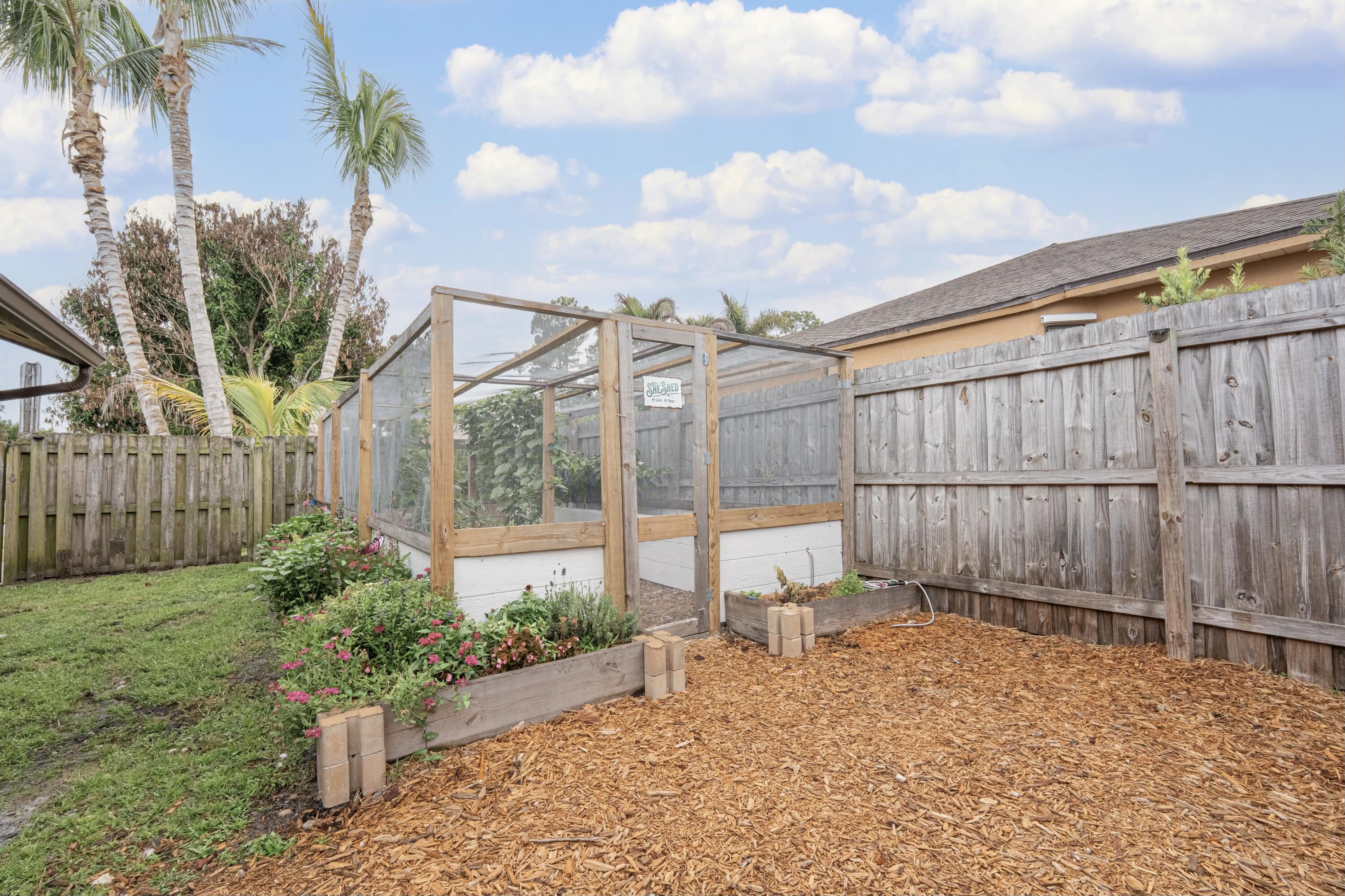 1091 Se Spinnaker Avenue Property Photo 29