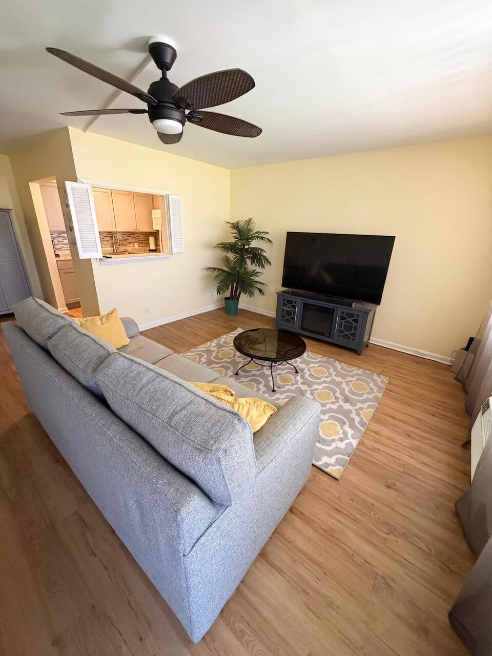 68 Brighton B Property Photo 3