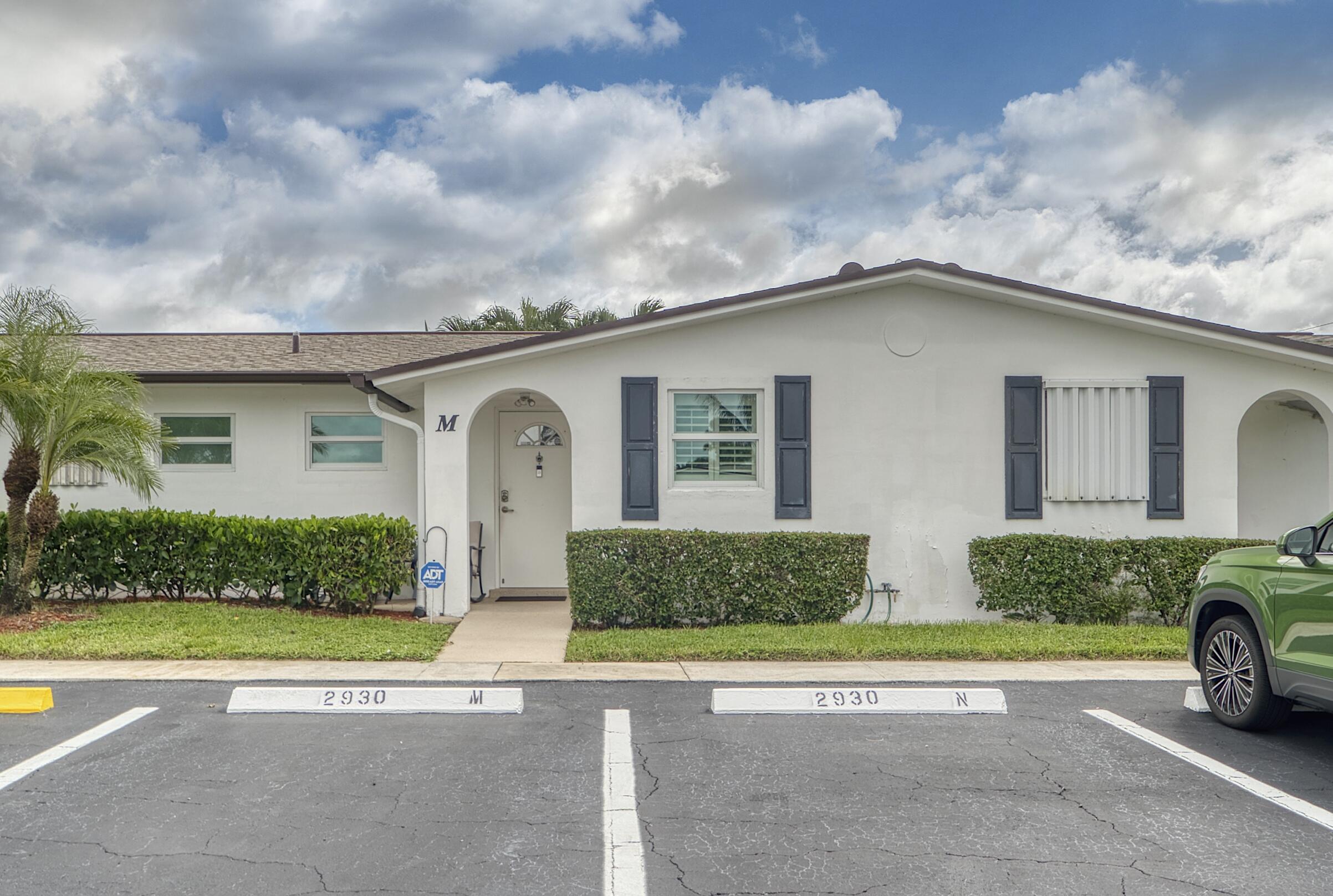 2930 Crosley Drive E M Property Photo 1