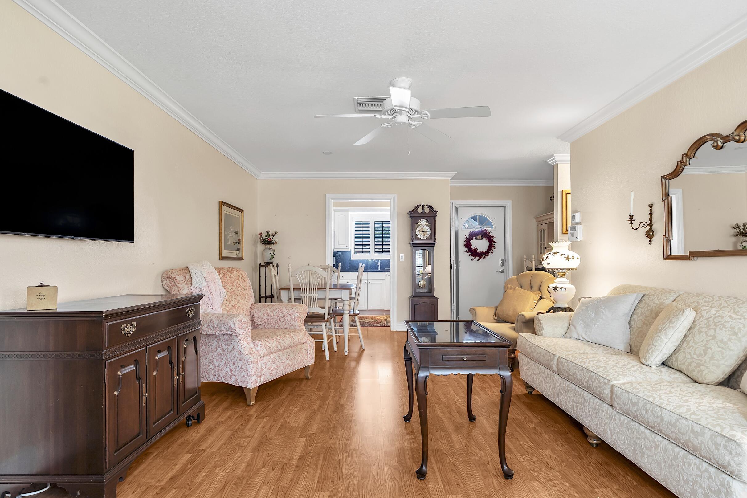 2930 Crosley Drive E M Property Photo 7