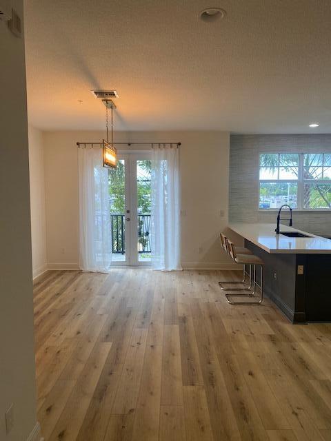 229 N Latitude Circle Property Photo 4
