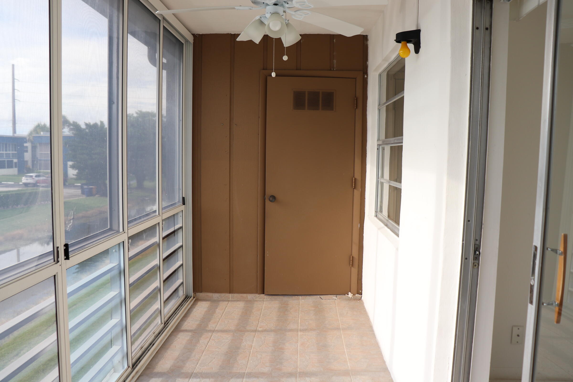 321 Burgundy G Property Photo 11