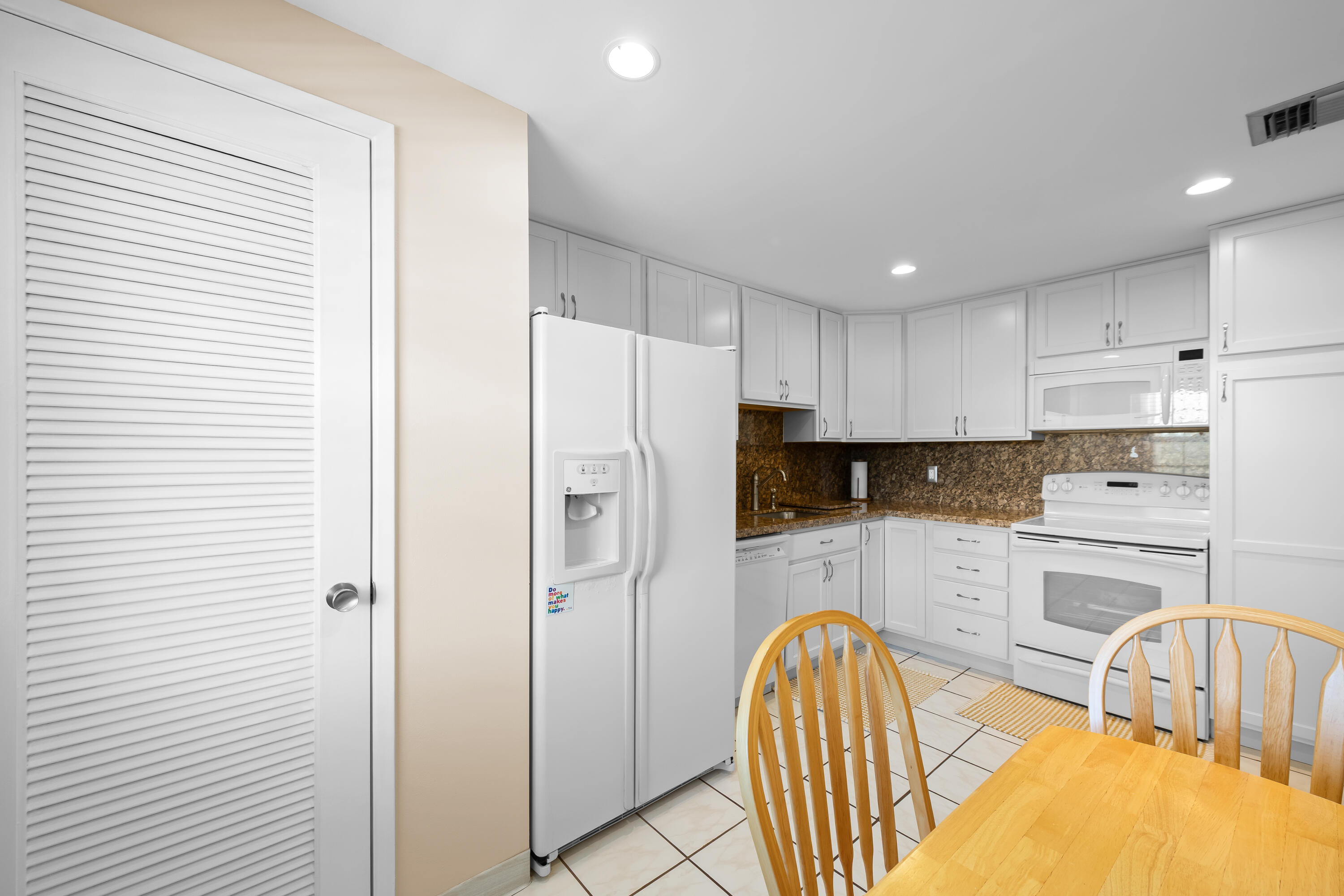 3510 Oaks Way 406 Property Photo 11