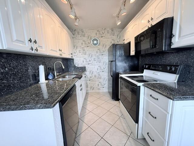 4065 Harwood E Property Photo 1