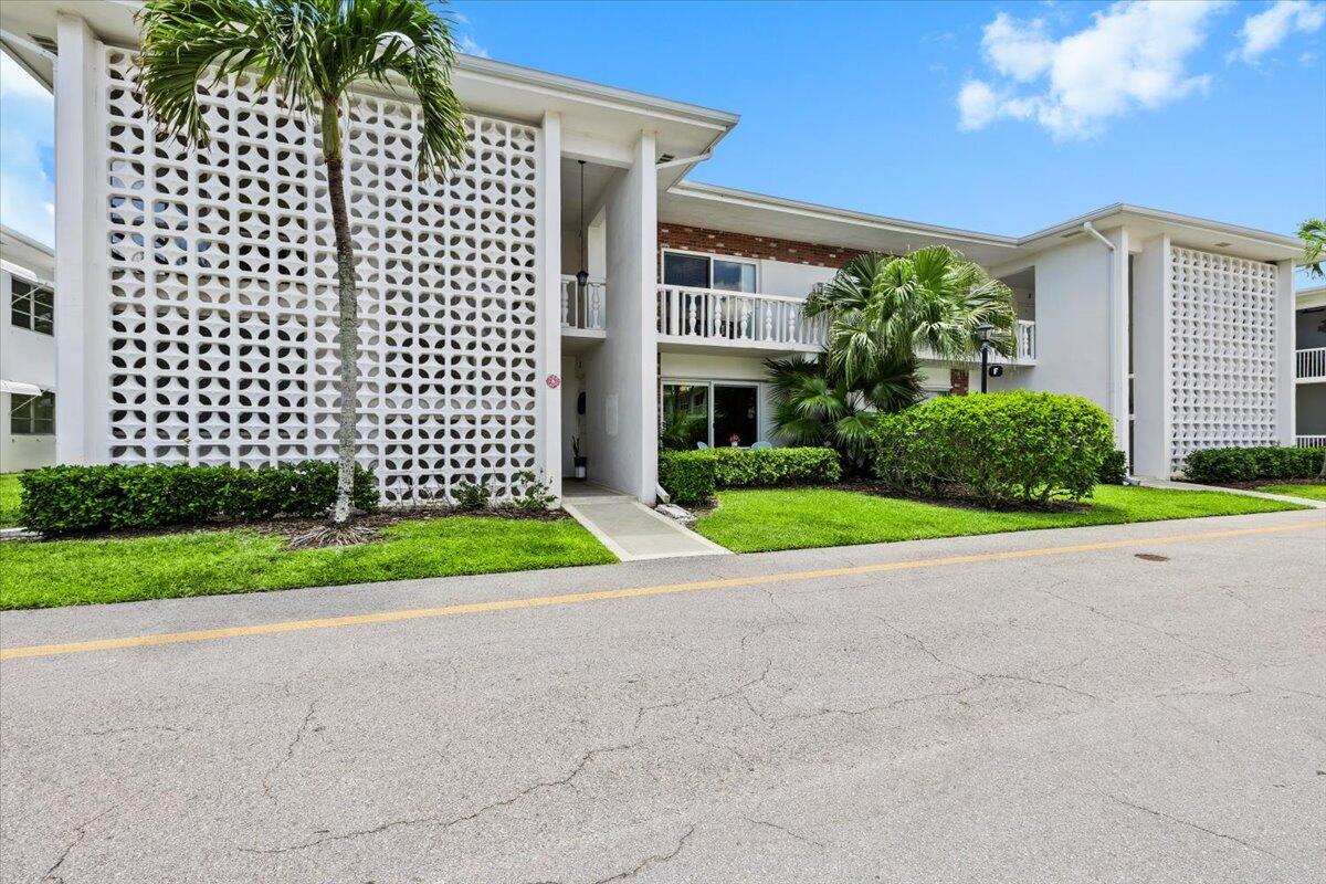 4501 S Ocean Boulevard F2 Property Photo 11