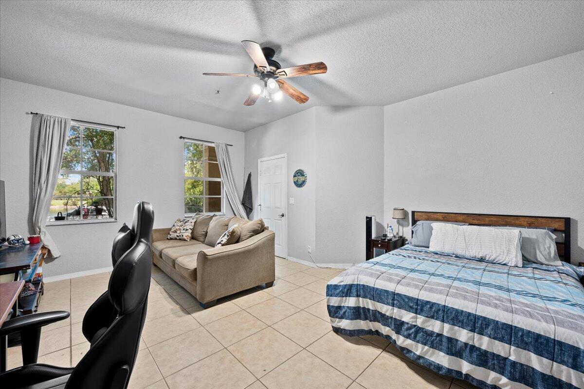 335 E Thatch Palm Circle 104 Property Photo 5